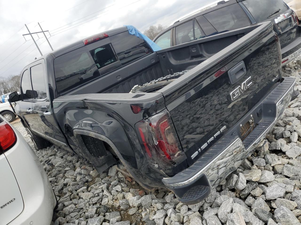 2018 GMC SIERRA K15 - Фото 2