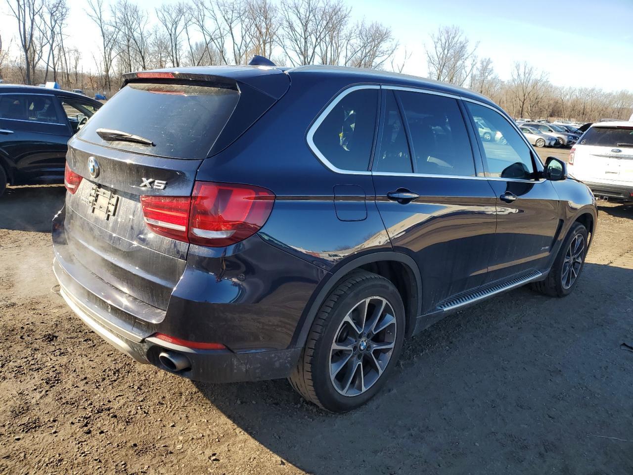 2017 BMW X5 XDRIVE3 - Фото 3