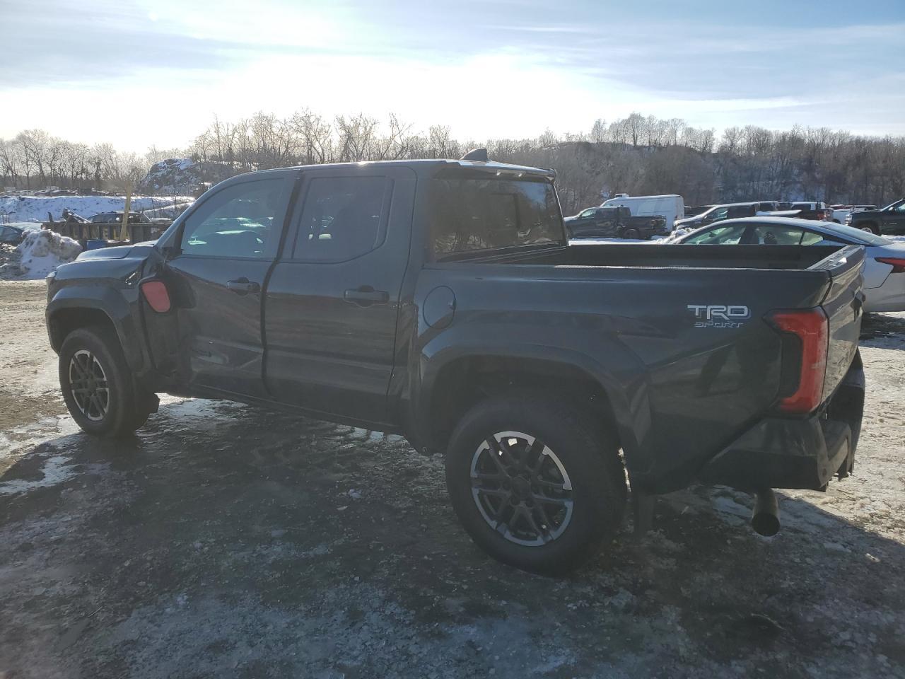 2024 TOYOTA TACOMA DOU - Фото 2