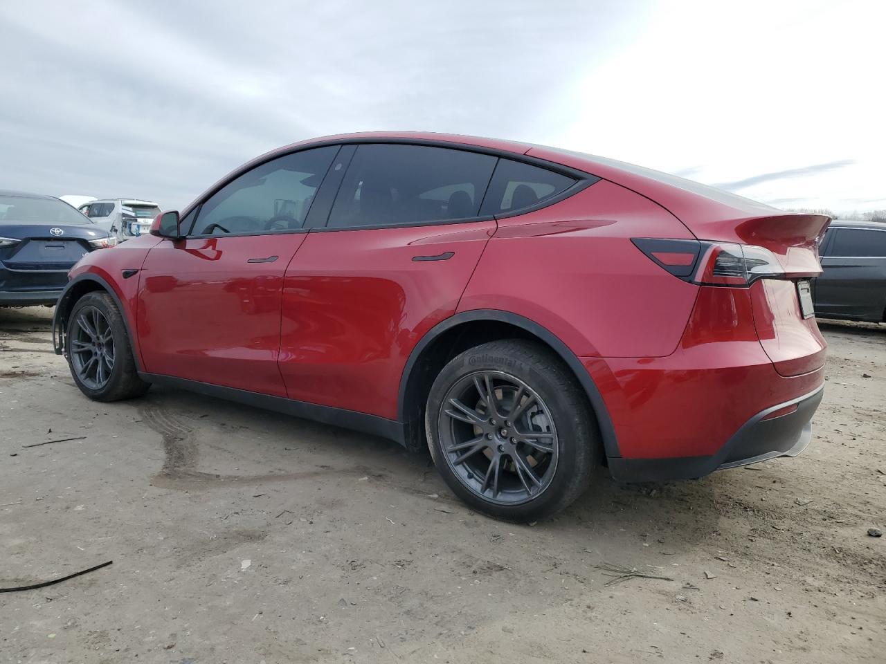 2024 TESLA MODEL Y - Image 2