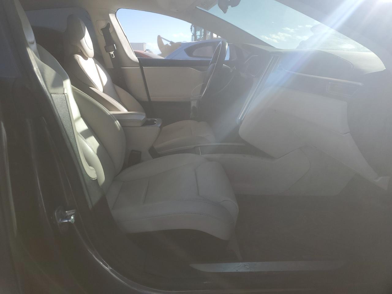 2017 TESLA MODEL S - Image 7