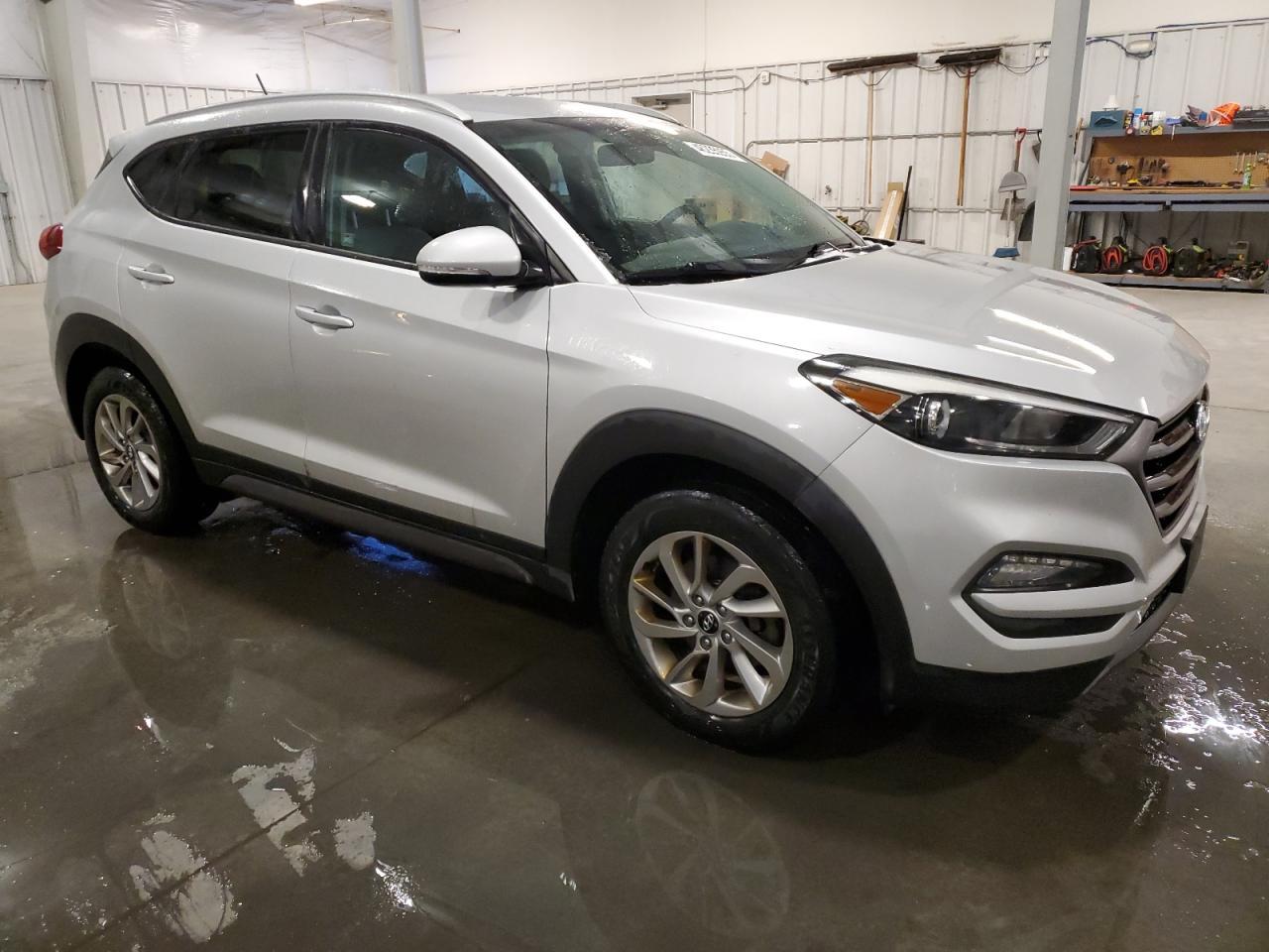 2016 HYUNDAI TUCSON LIM - Image 4