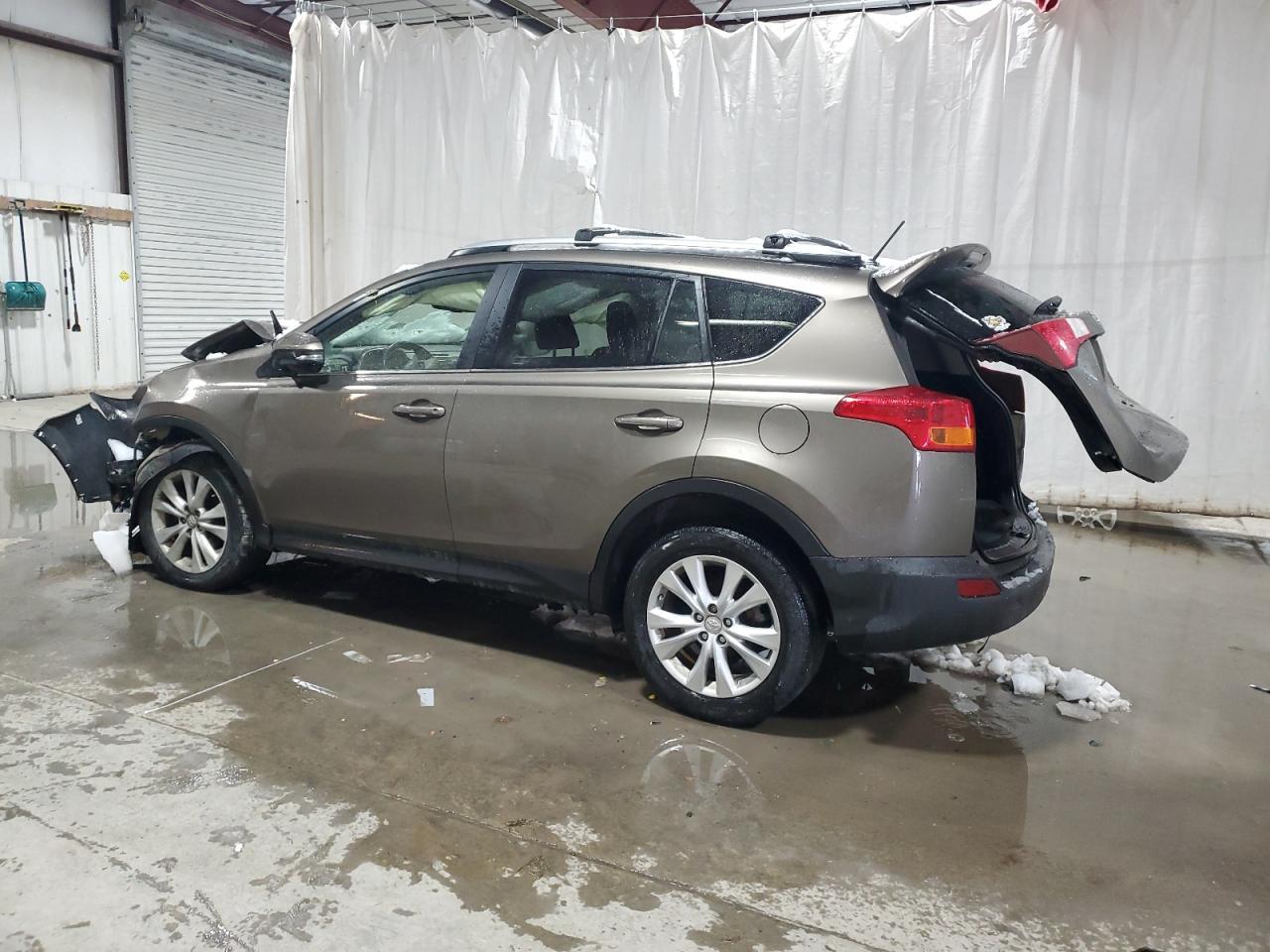 2015 TOYOTA RAV4 LIMIT - Фото 2
