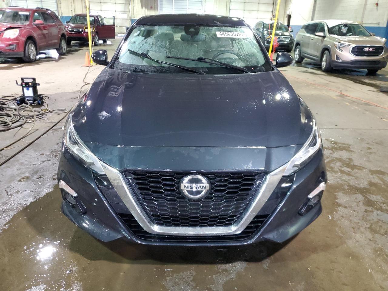 2020 NISSAN ALTIMA SV - Фото 5