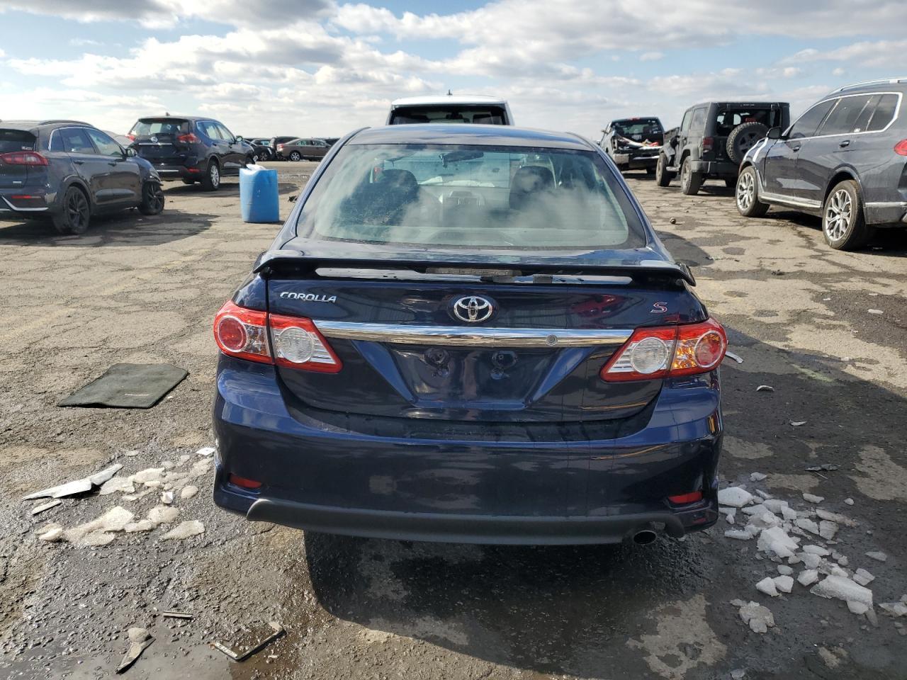 2013 TOYOTA COROLLA BA - Фото 6