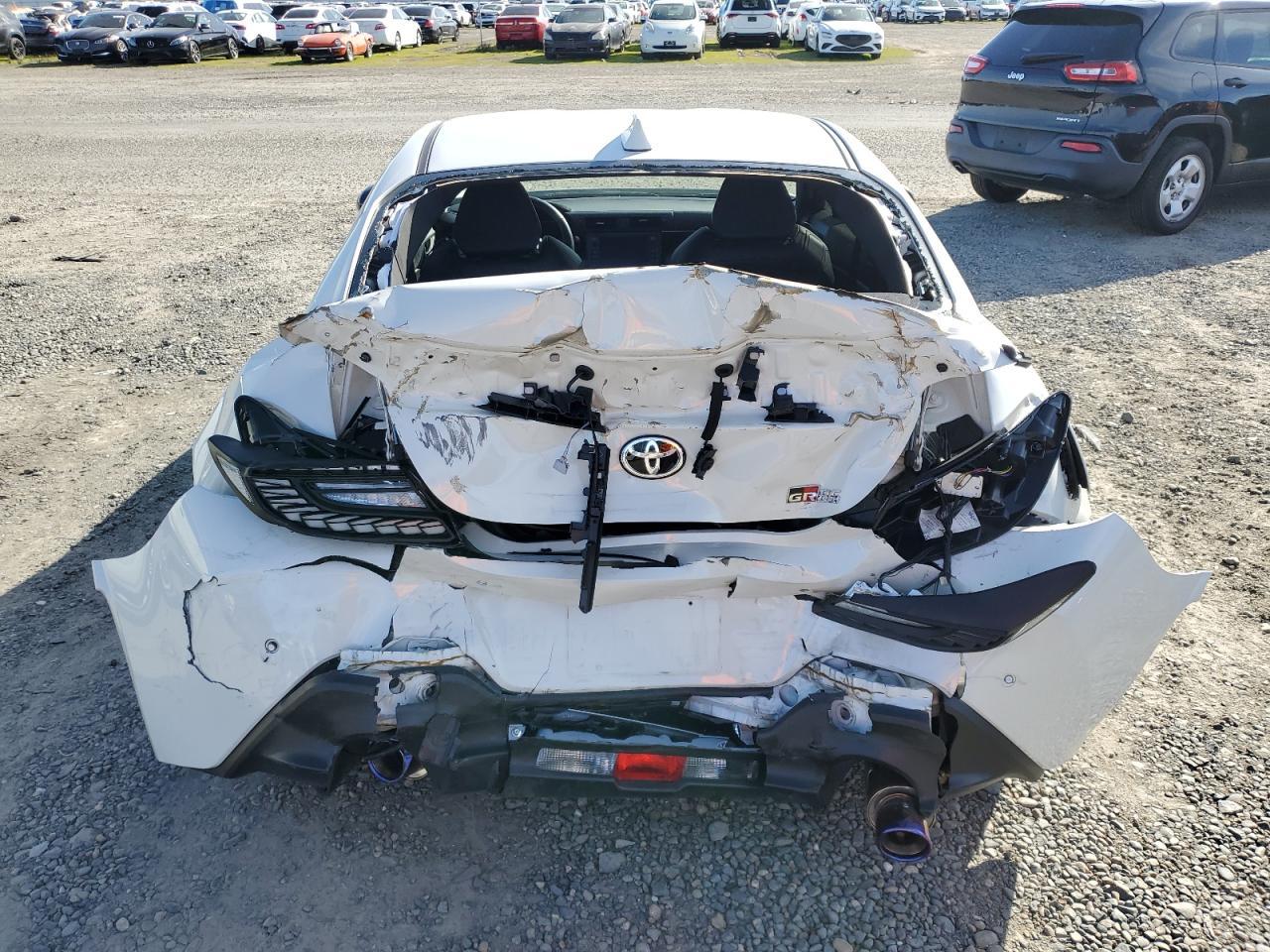 2023 TOYOTA GR 86 PREM - Image 6