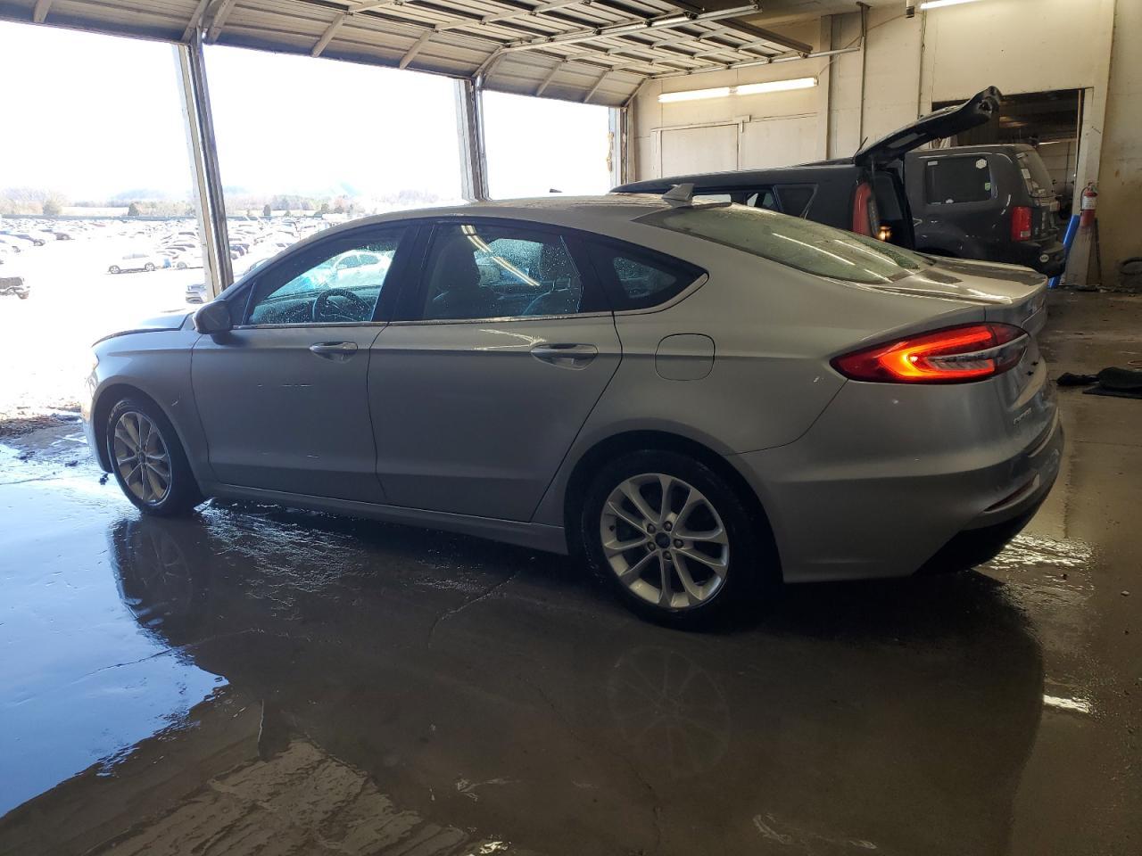 2020 FORD FUSION SE - Image 2