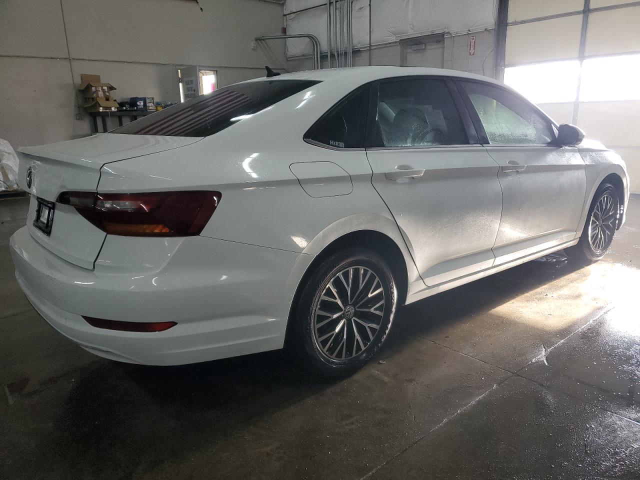 2019 VOLKSWAGEN JETTA S - Фото 3