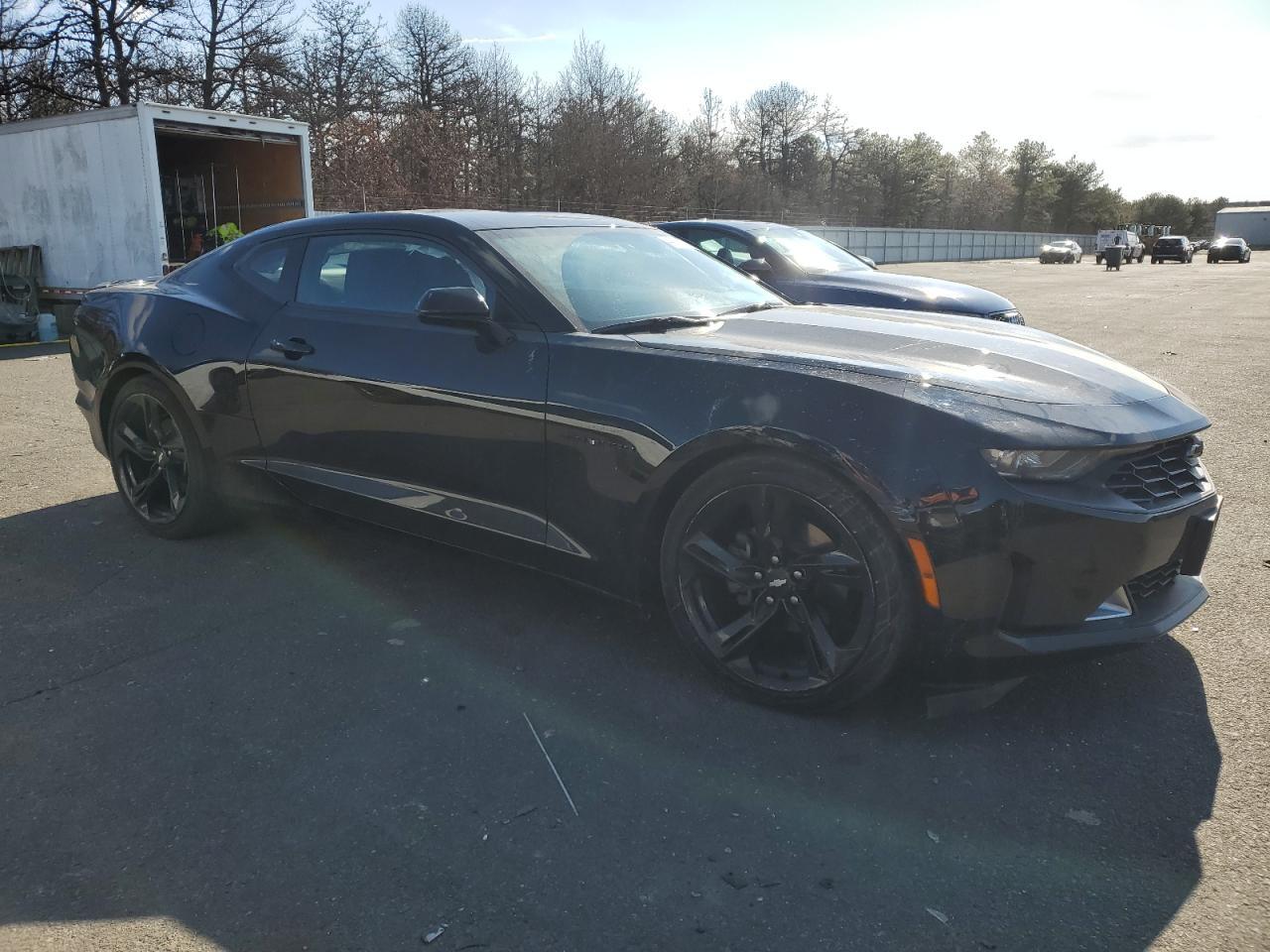 2019 CHEVROLET CAMARO LS - Фото 4