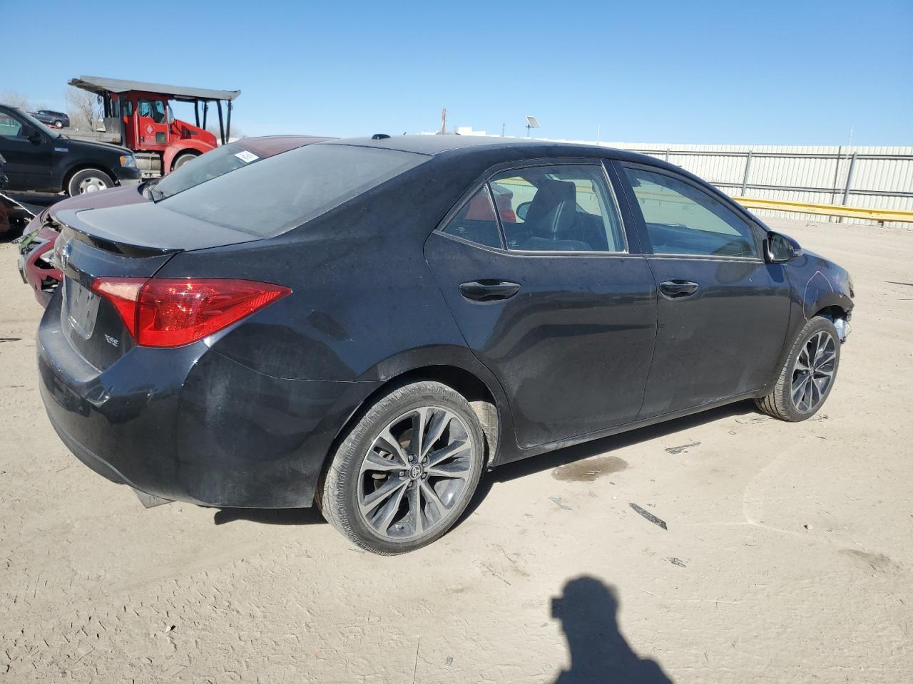 2018 TOYOTA COROLLA L - Image 3