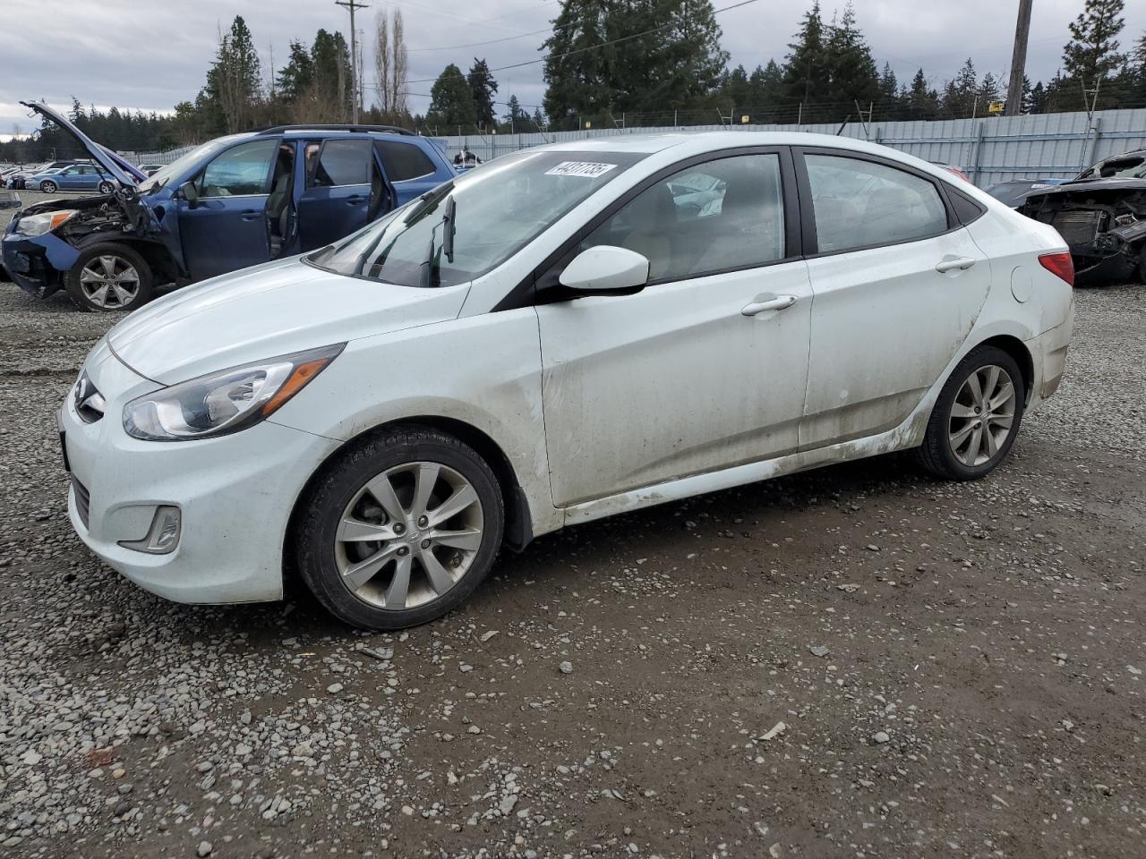 2012 HYUNDAI ACCENT GLS