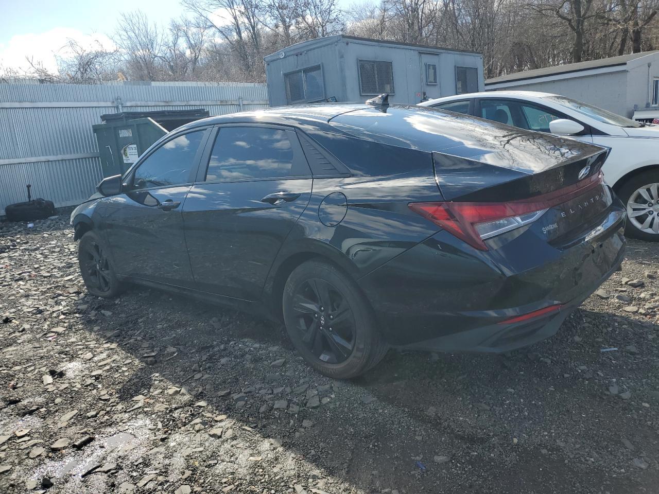 2022 HYUNDAI ELANTRA SE - Фото 2