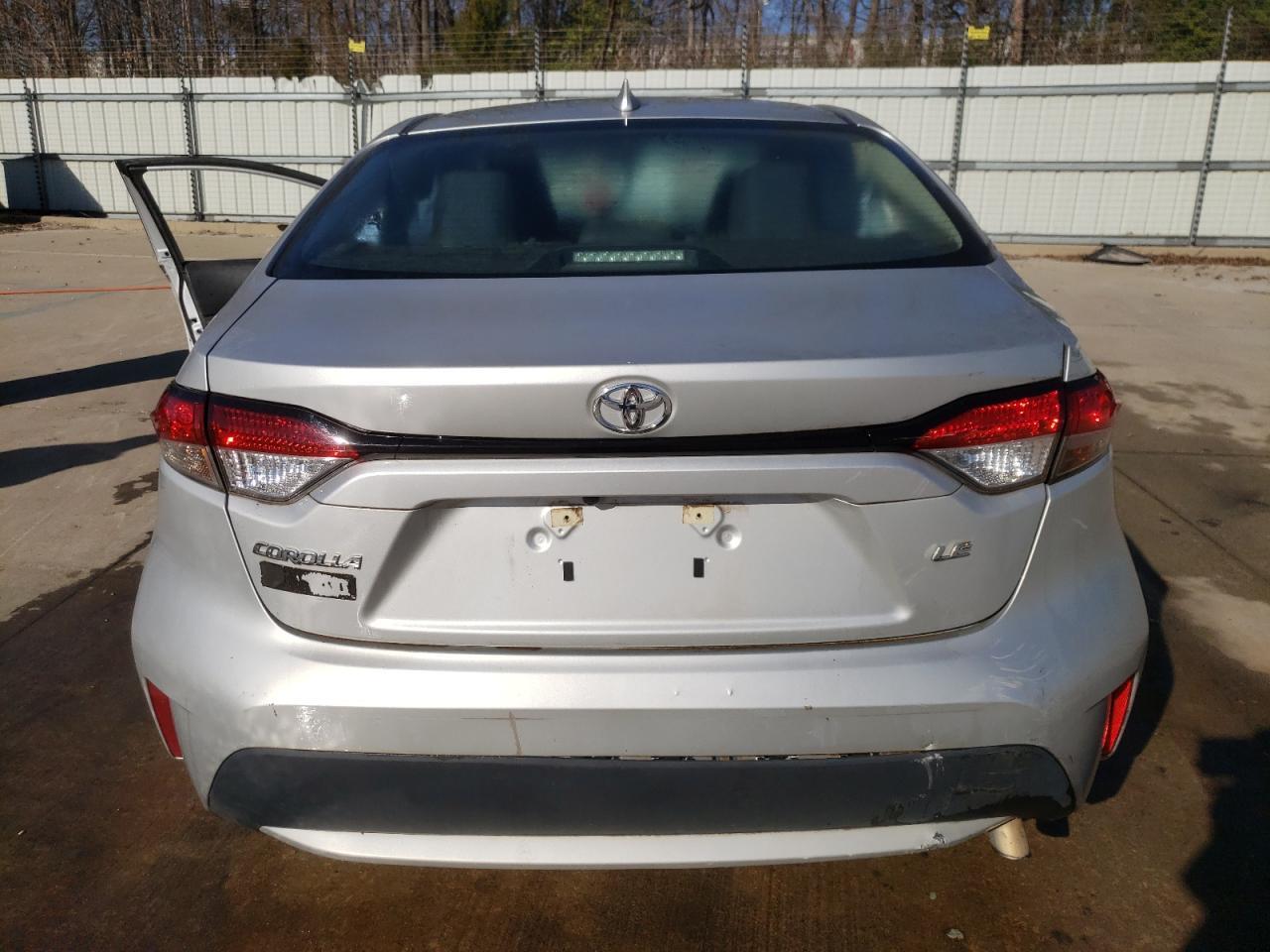 2022 TOYOTA COROLLA LE - Image 6