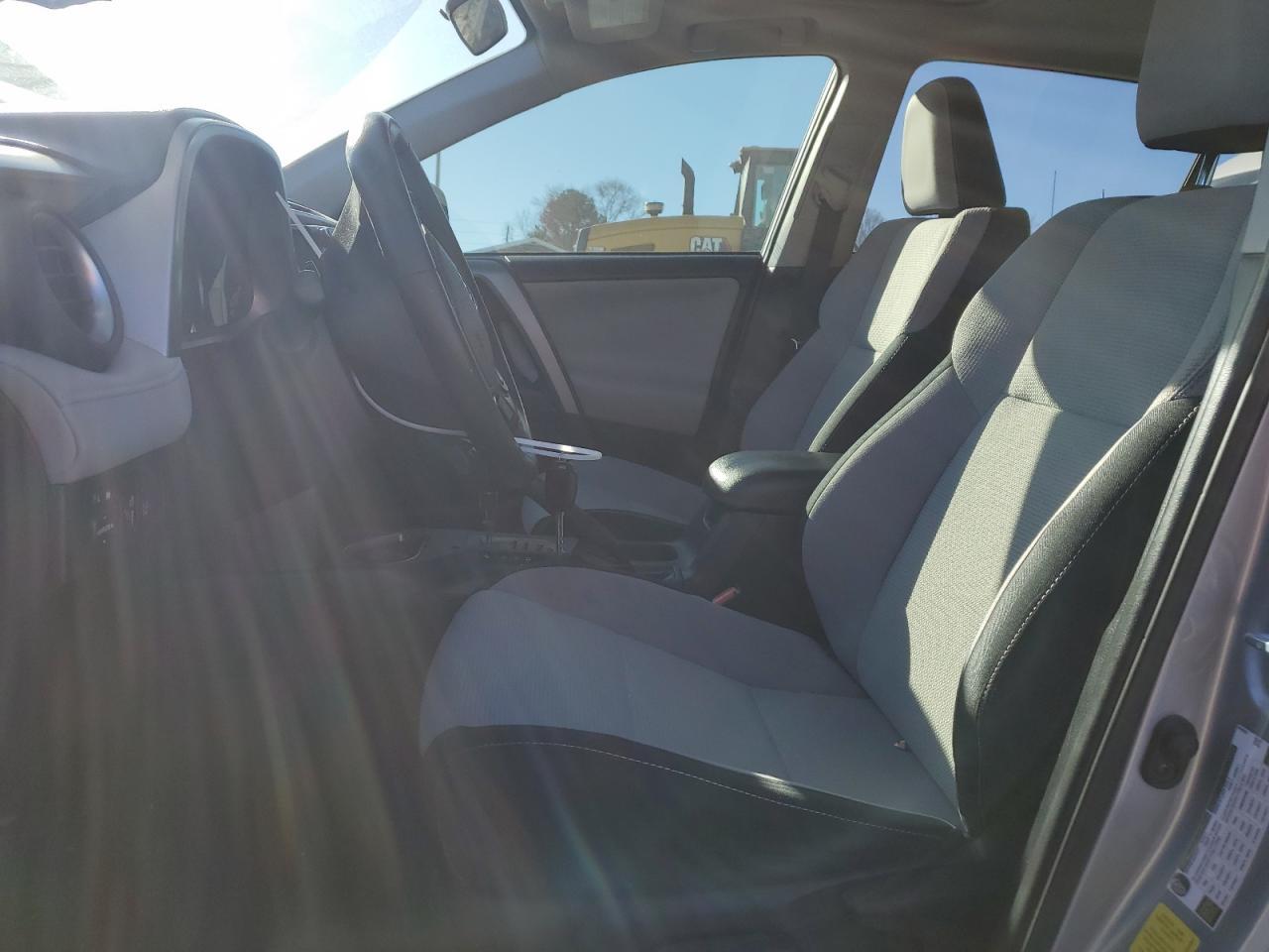 2017 TOYOTA RAV4 XLE - Фото 7