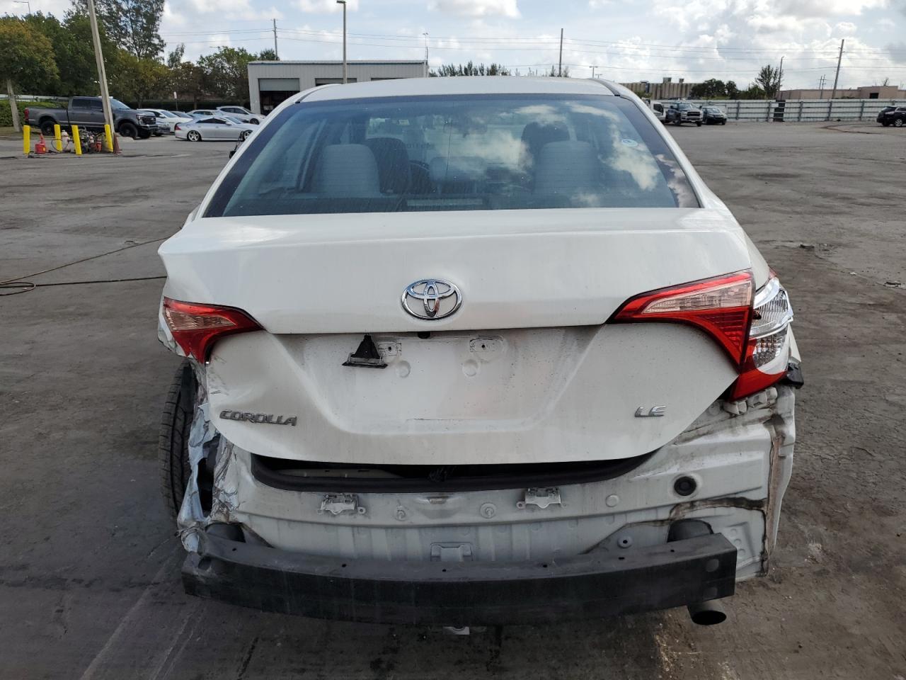 2018 TOYOTA COROLLA L - Image 6