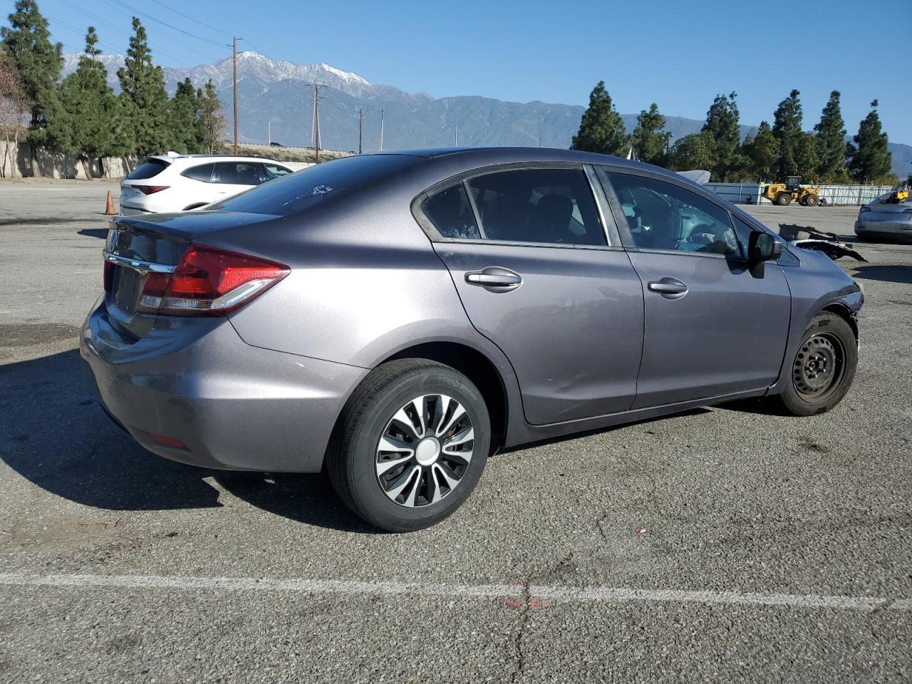 2015 HONDA CIVIC LX - Image 3