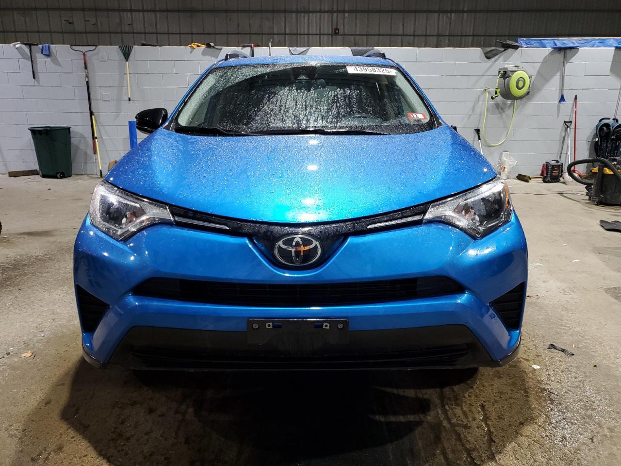 2018 TOYOTA RAV4 LE - Image 5