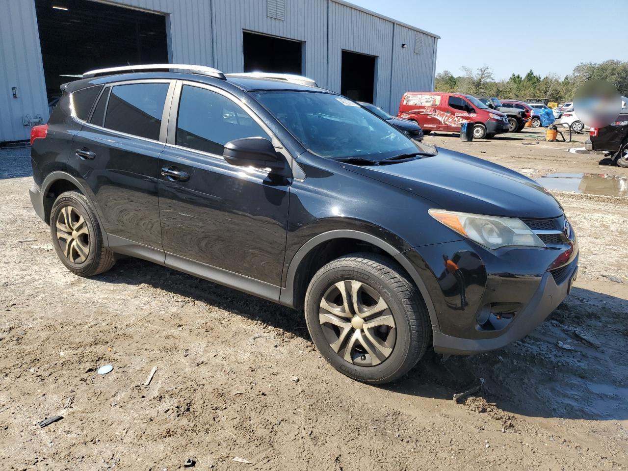2015 TOYOTA RAV4 LE - Фото 4