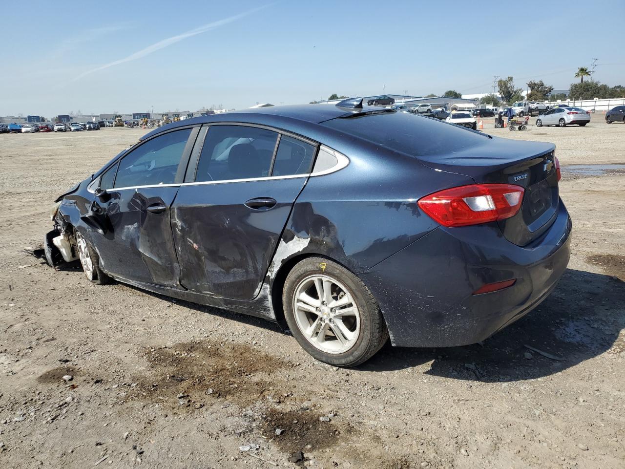2016 CHEVROLET CRUZE LT - Image 2