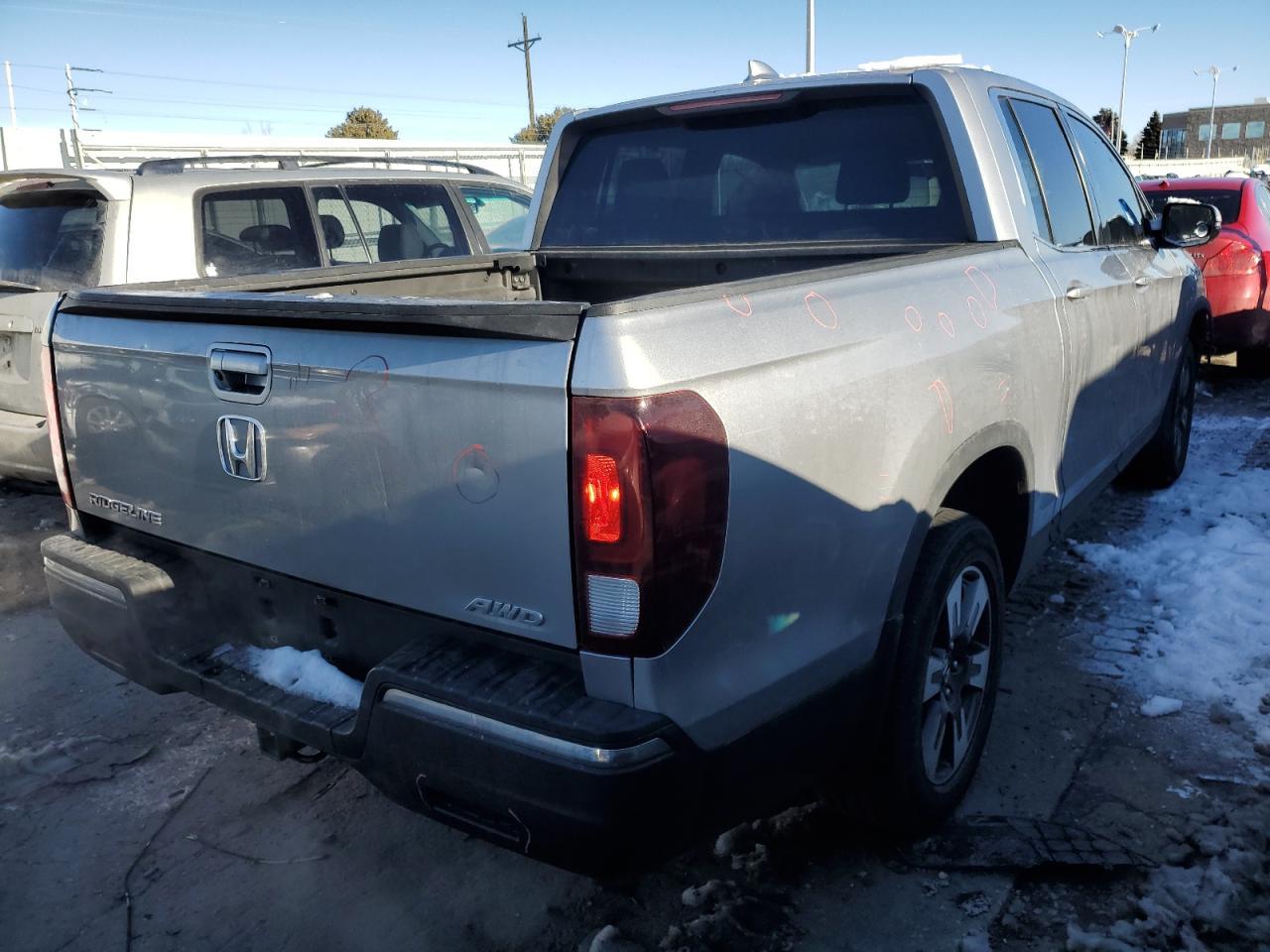 2017 HONDA RIDGELINE - Image 3