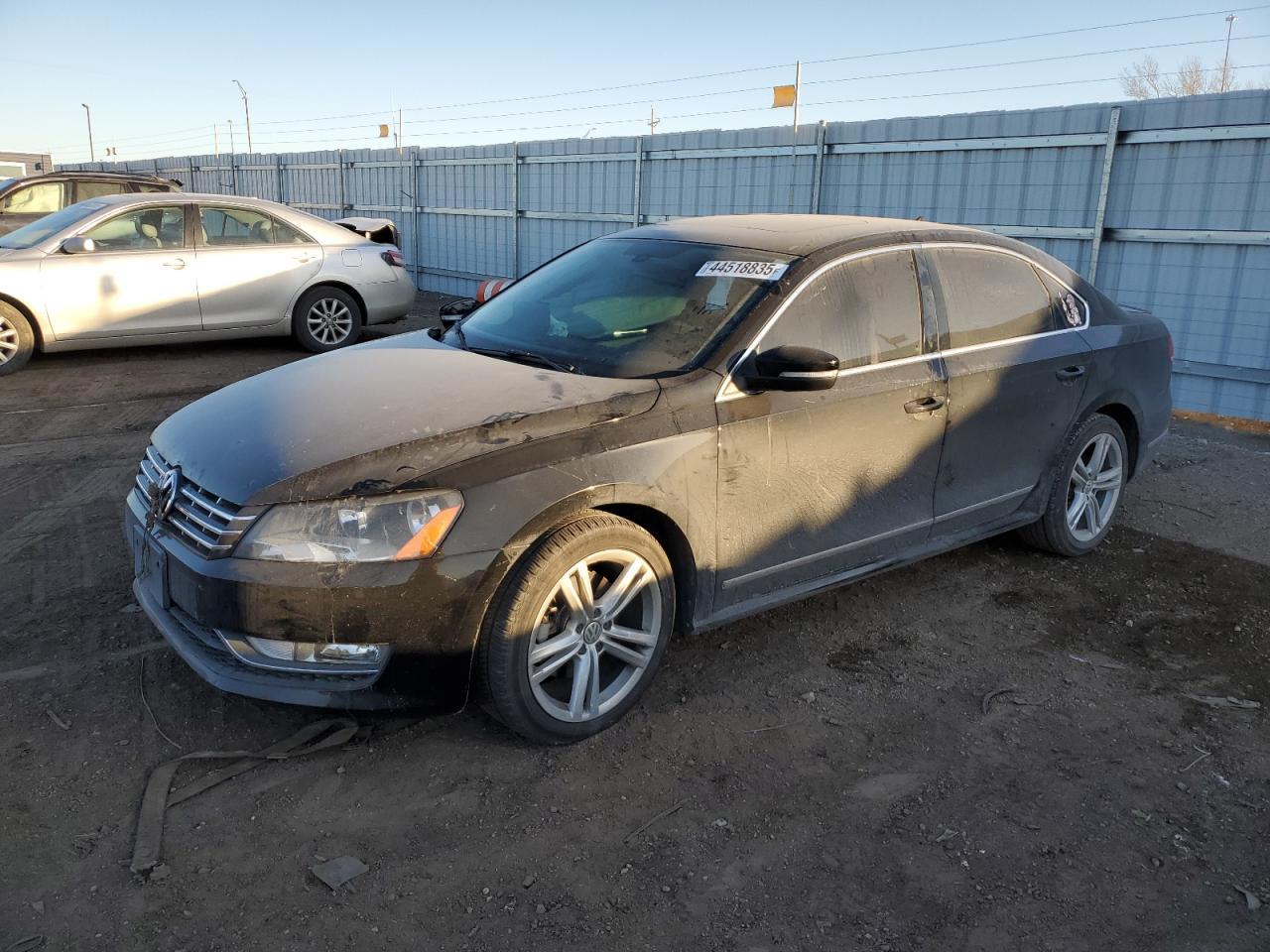 2013 VOLKSWAGEN PASSAT SEL