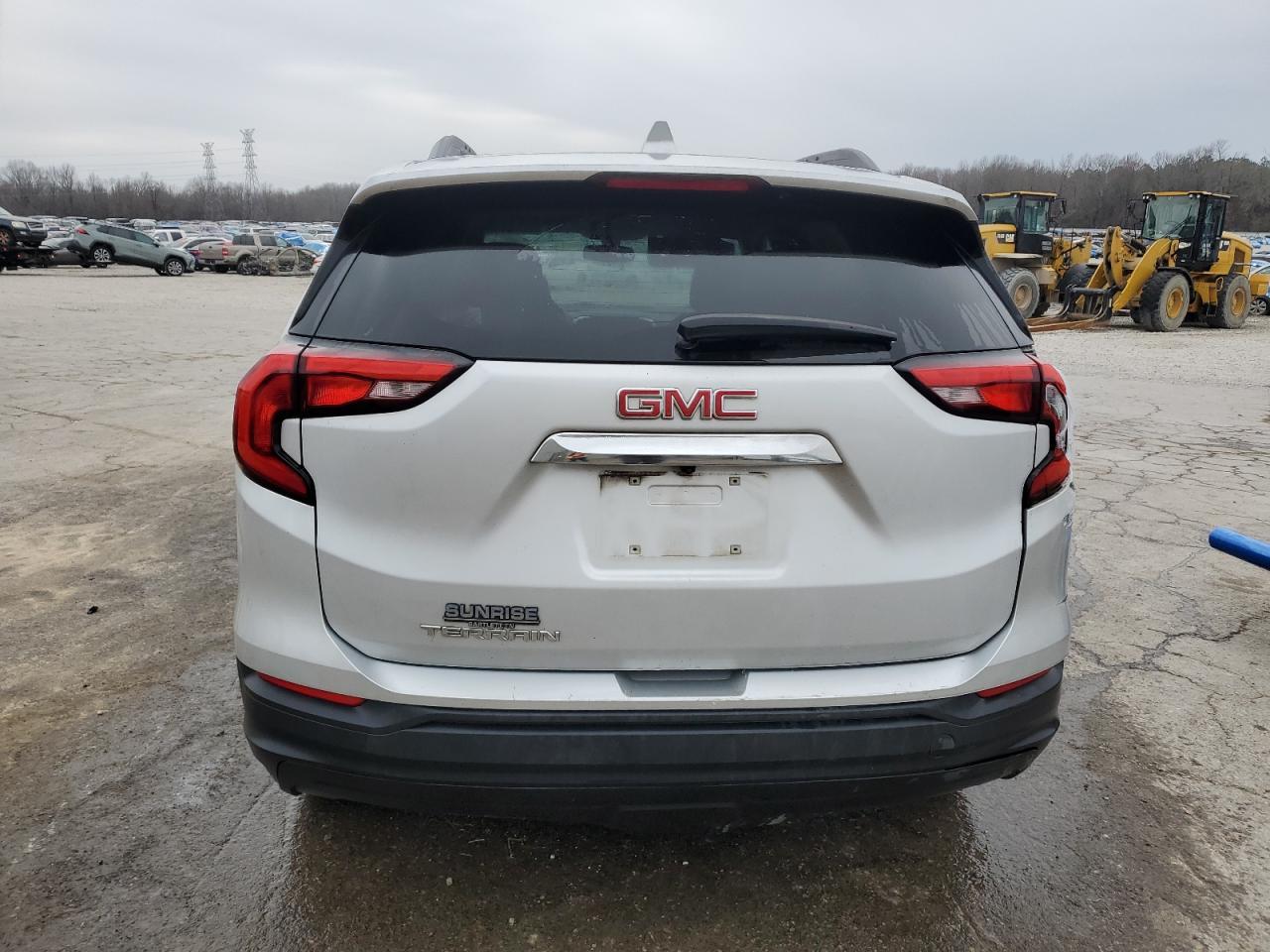 2018 GMC TERRAIN SL - Image 6
