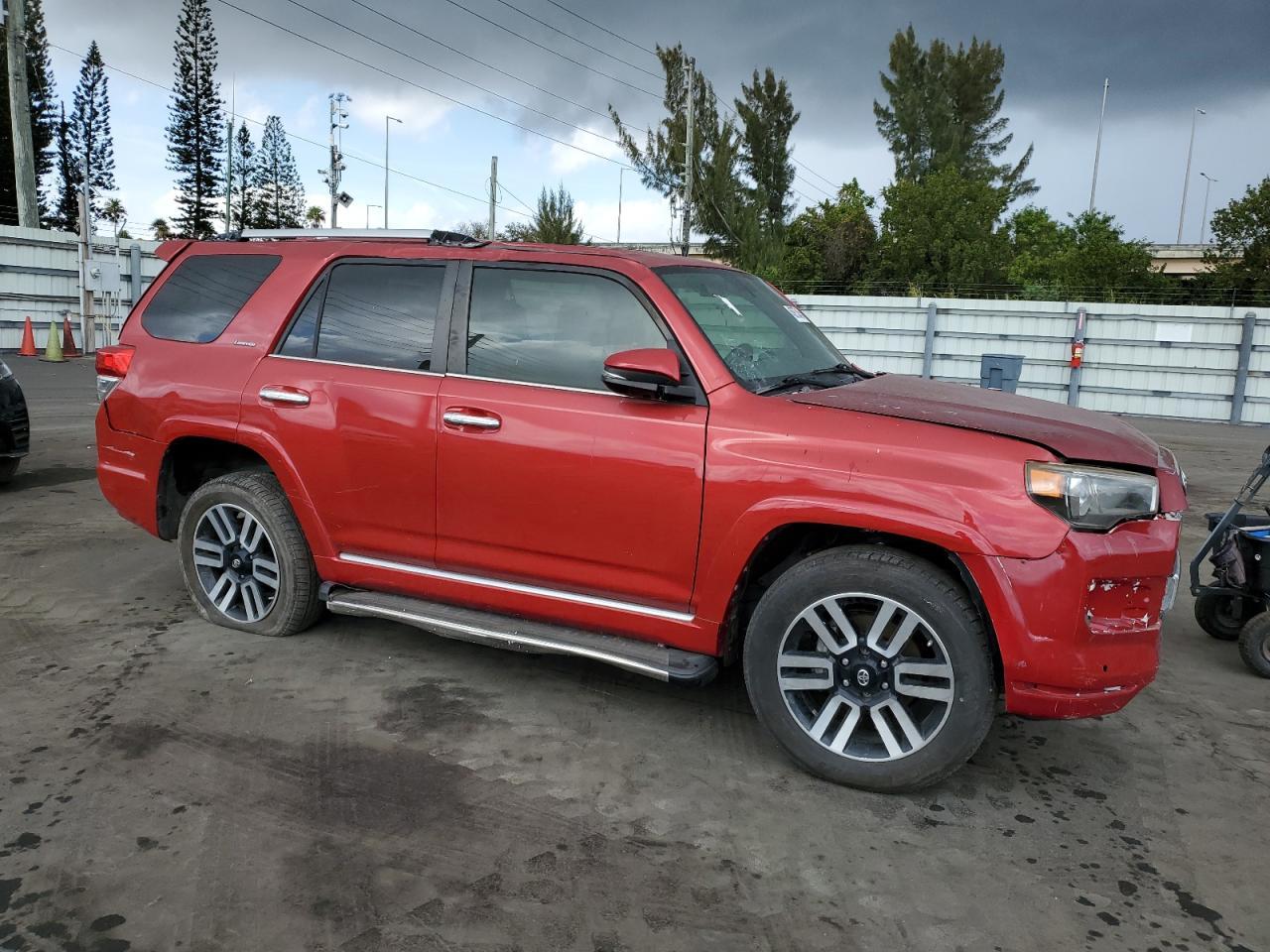 2020 TOYOTA 4RUNNER SR - Image 4