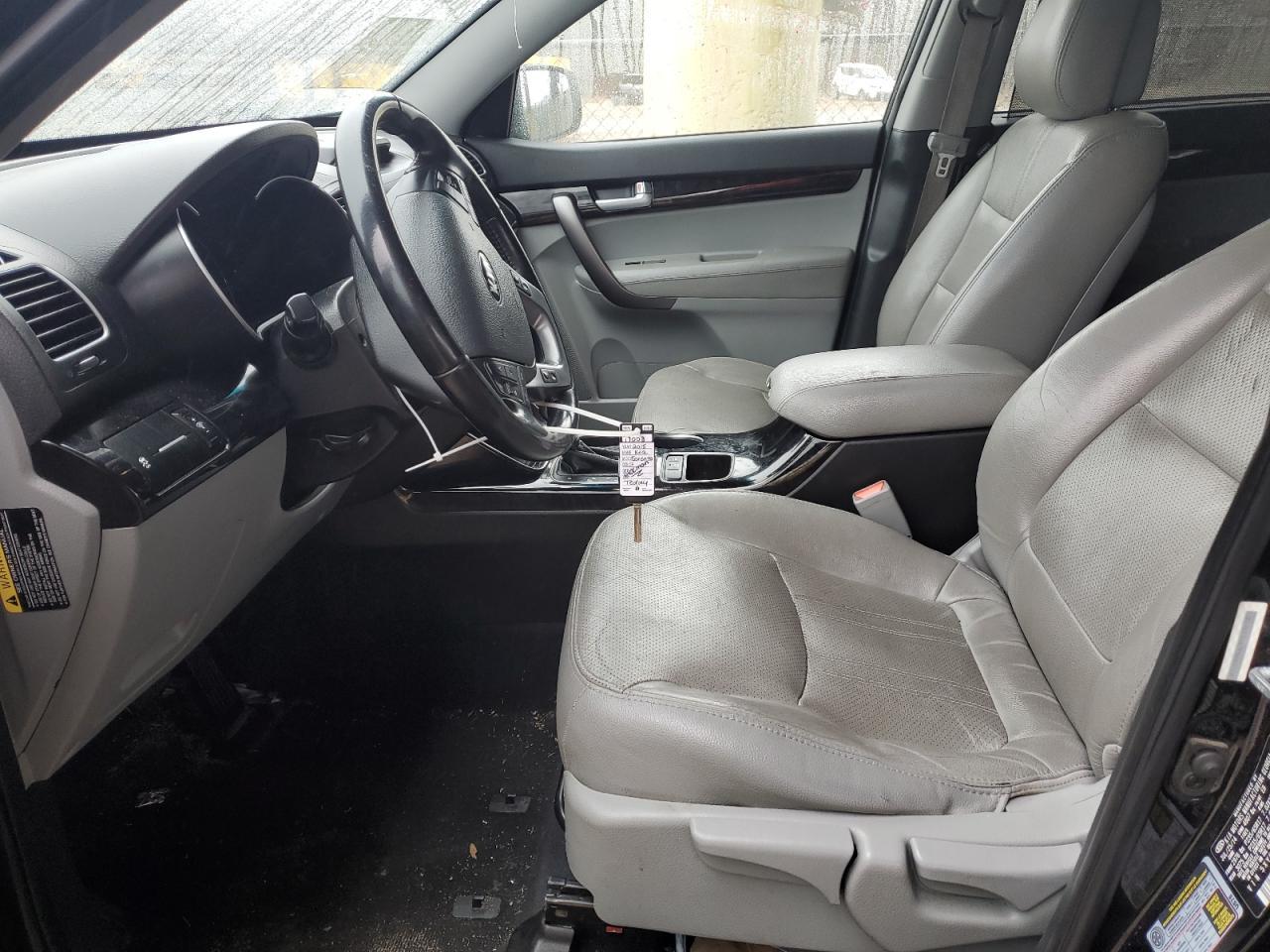 2015 KIA SORENTO LX - Image 7