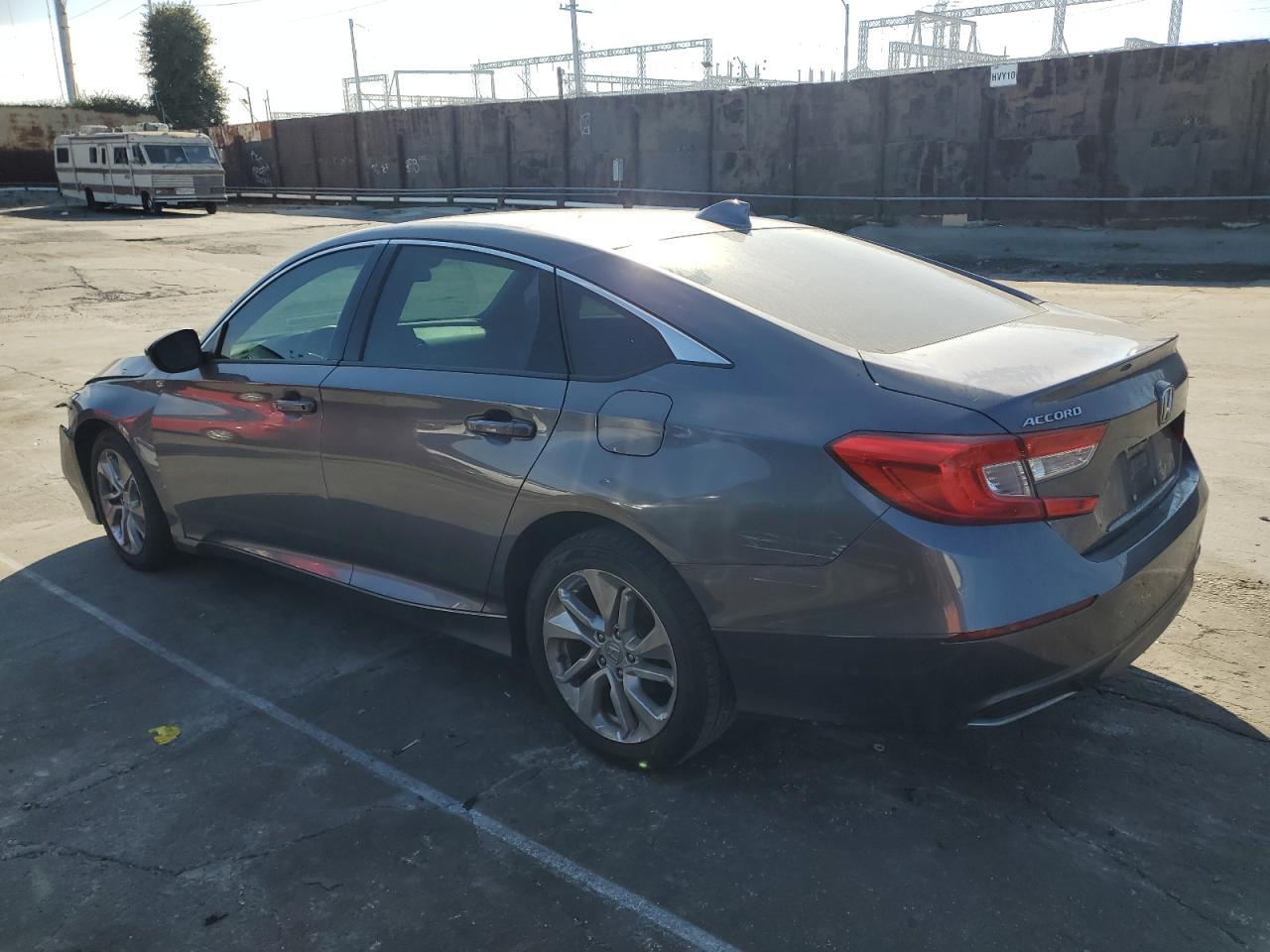 2018 HONDA ACCORD LX - Фото 2