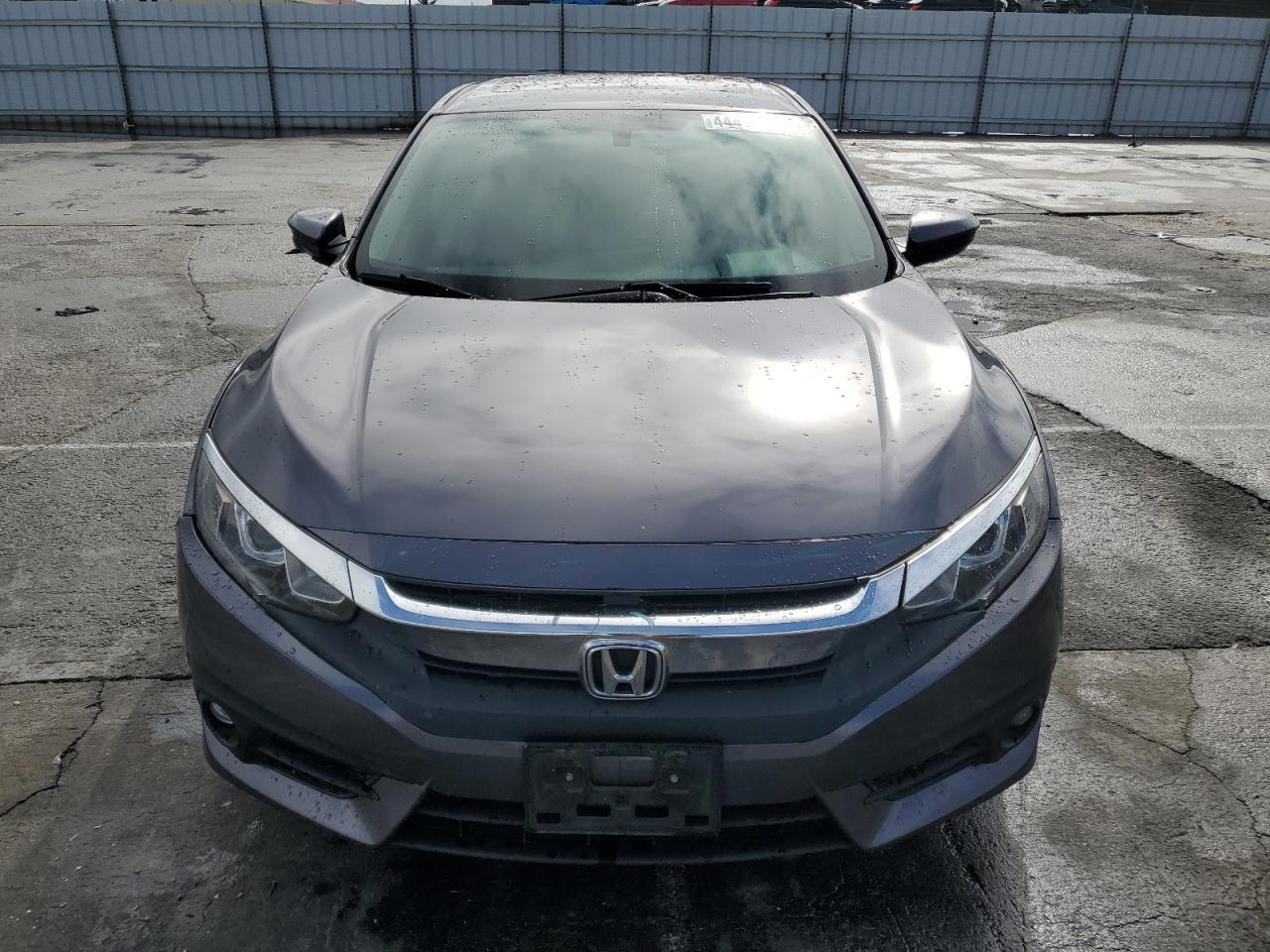 2017 HONDA CIVIC EXL - Image 5