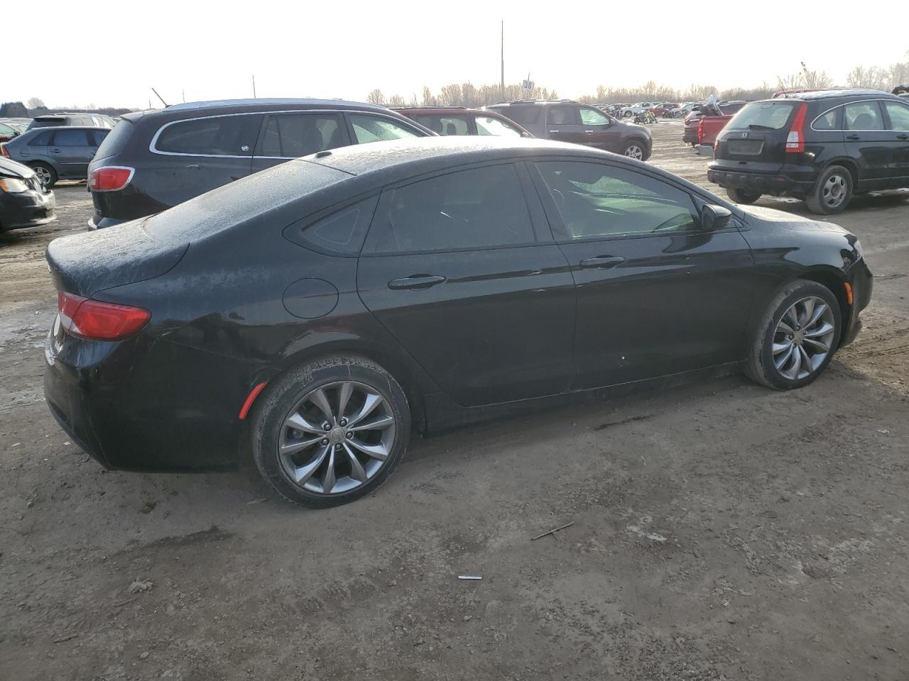 2015 CHRYSLER 200 S - Фото 3