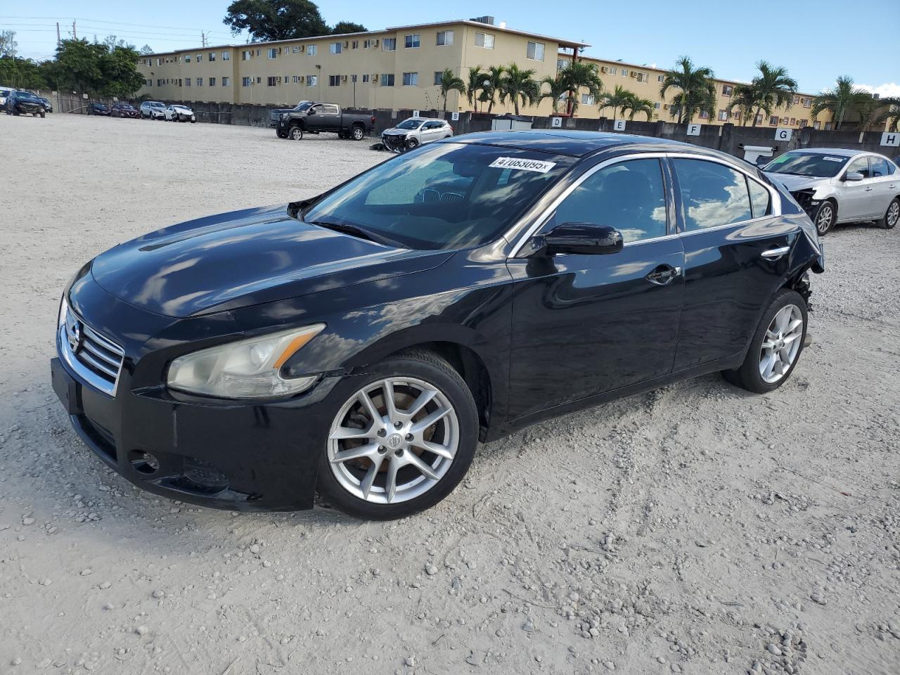2014 NISSAN MAXIMA S