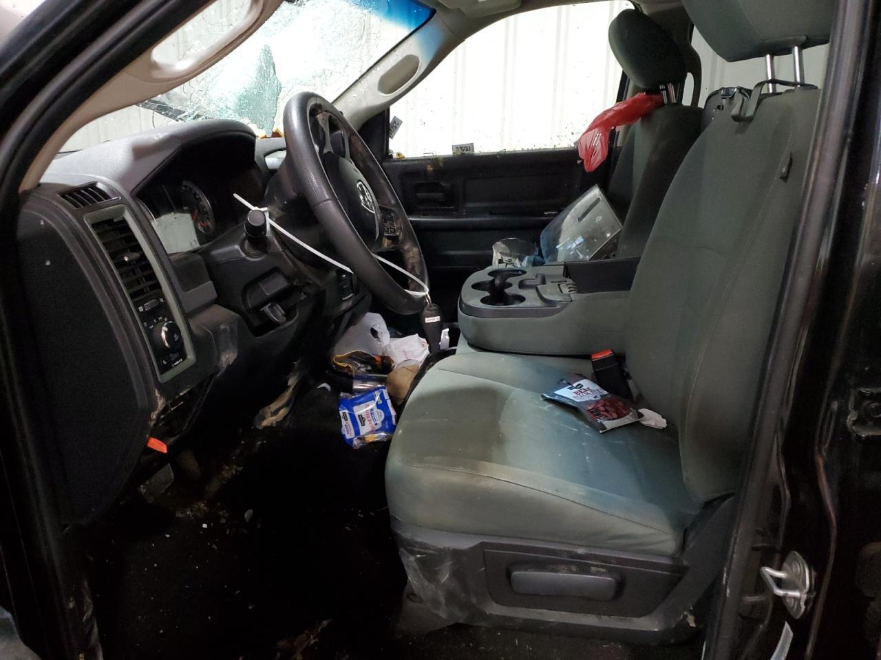 2018 RAM 1500 ST - Image 7