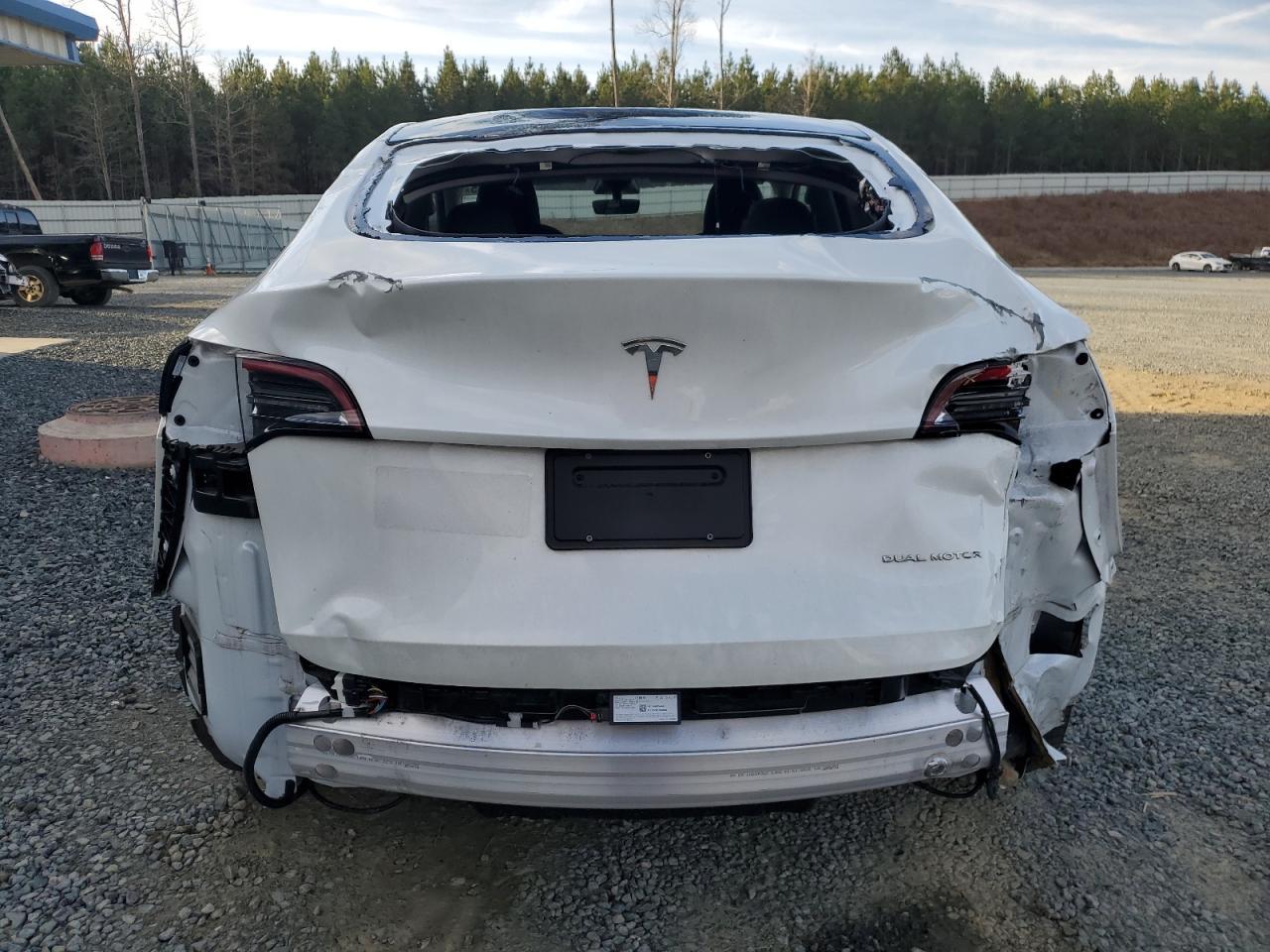 2023 TESLA MODEL Y - Image 6