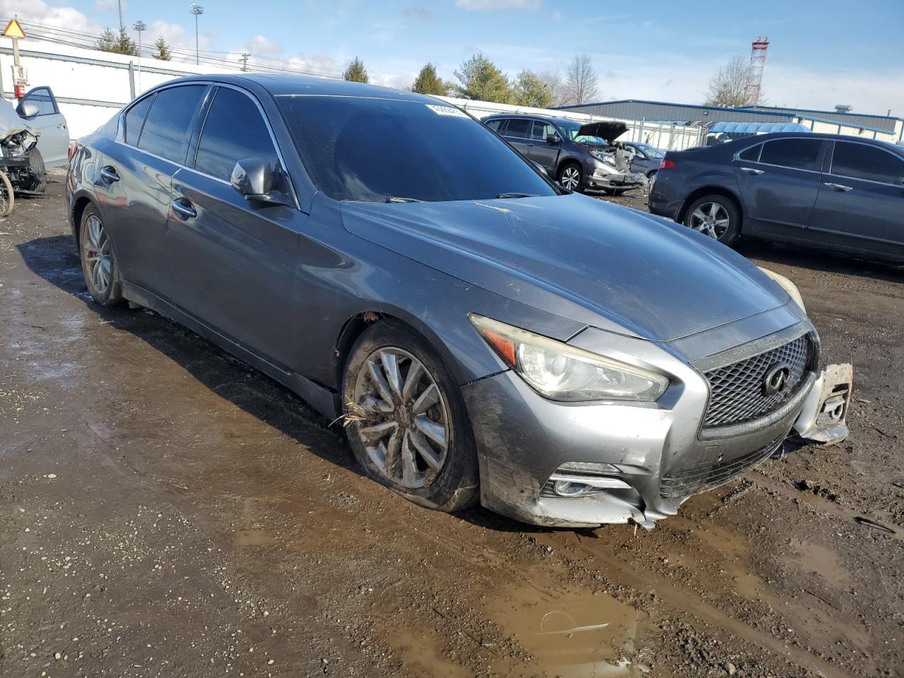 2016 INFINITI Q50 PREMIU - Фото 4