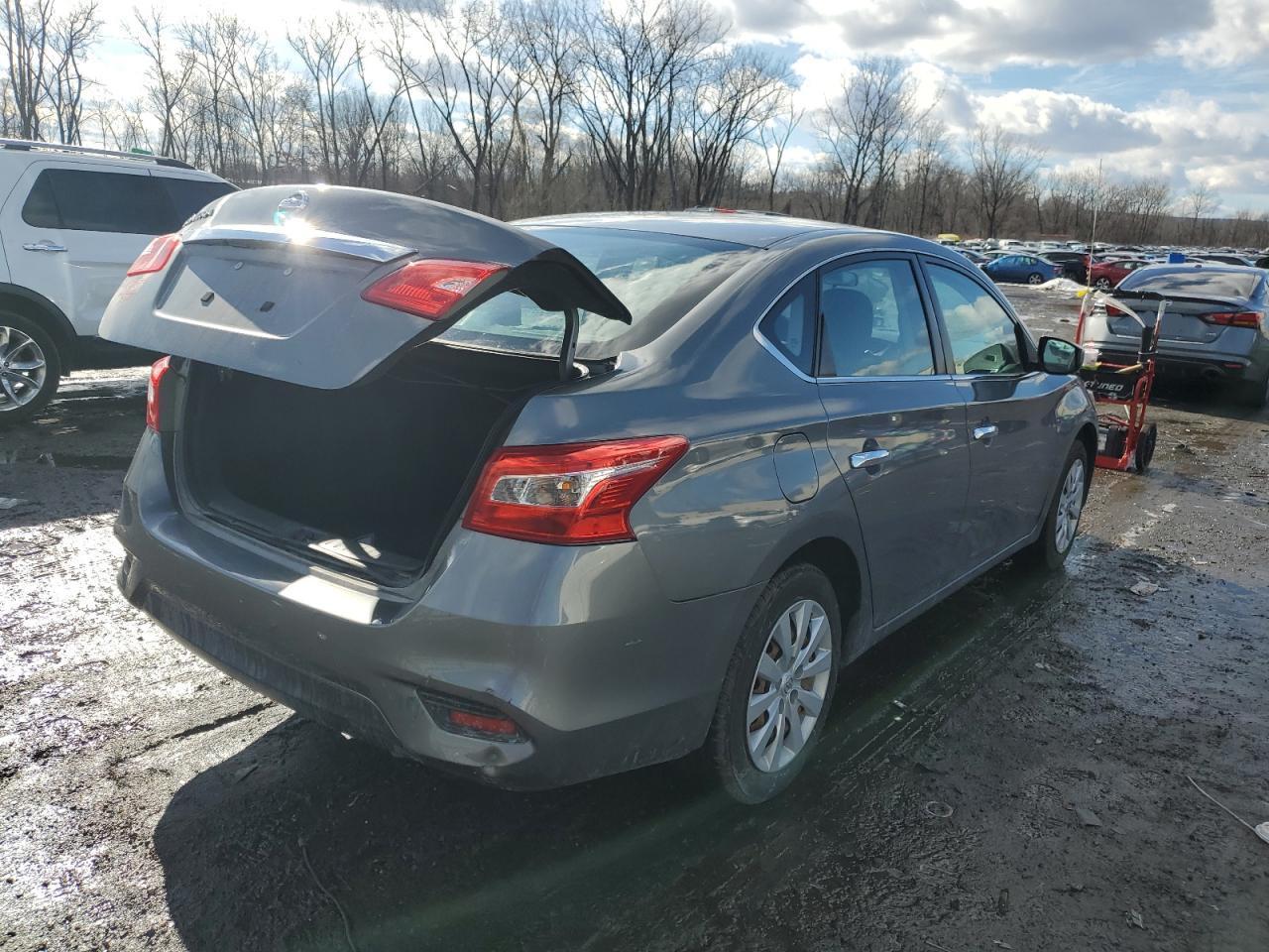 2017 NISSAN SENTRA S - Image 3