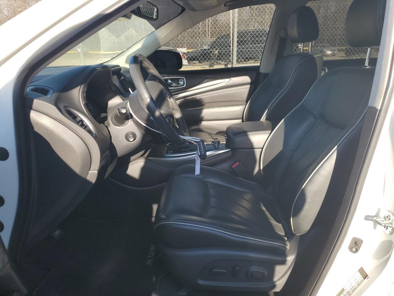 2019 INFINITI QX60 LUXE - Image 7