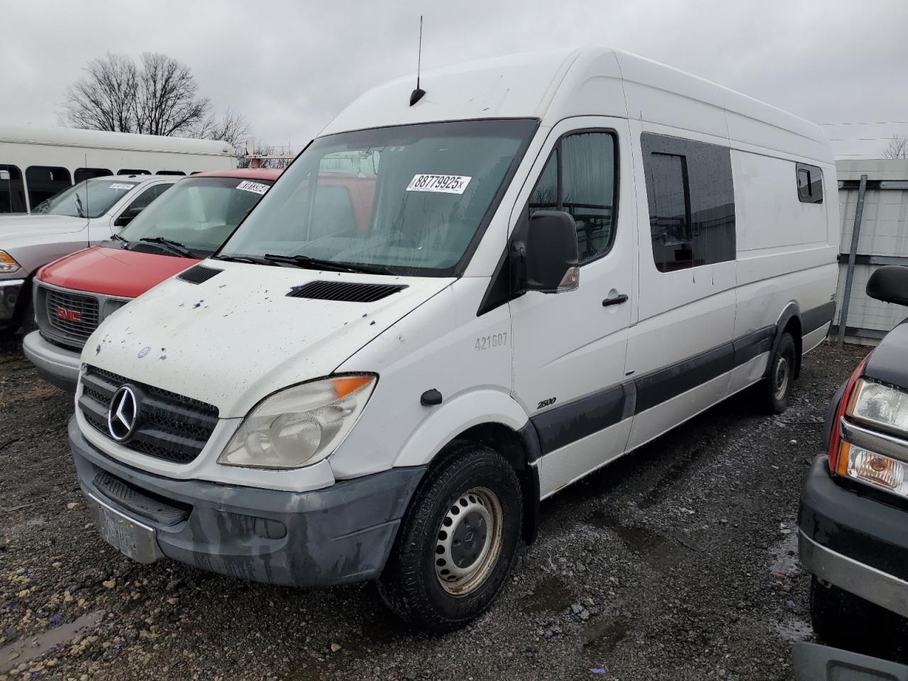 2013 MERCEDES-BENZ SPRINTER 2