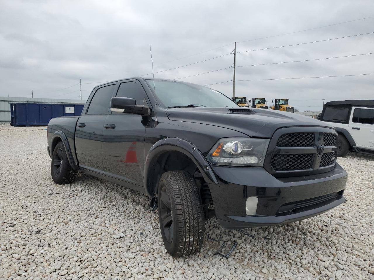 2014 RAM 1500 SPORT - Image 4