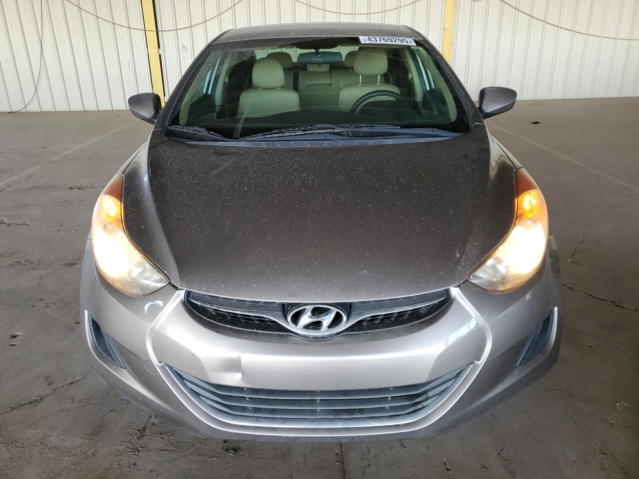 2013 HYUNDAI ELANTRA GL - Image 5