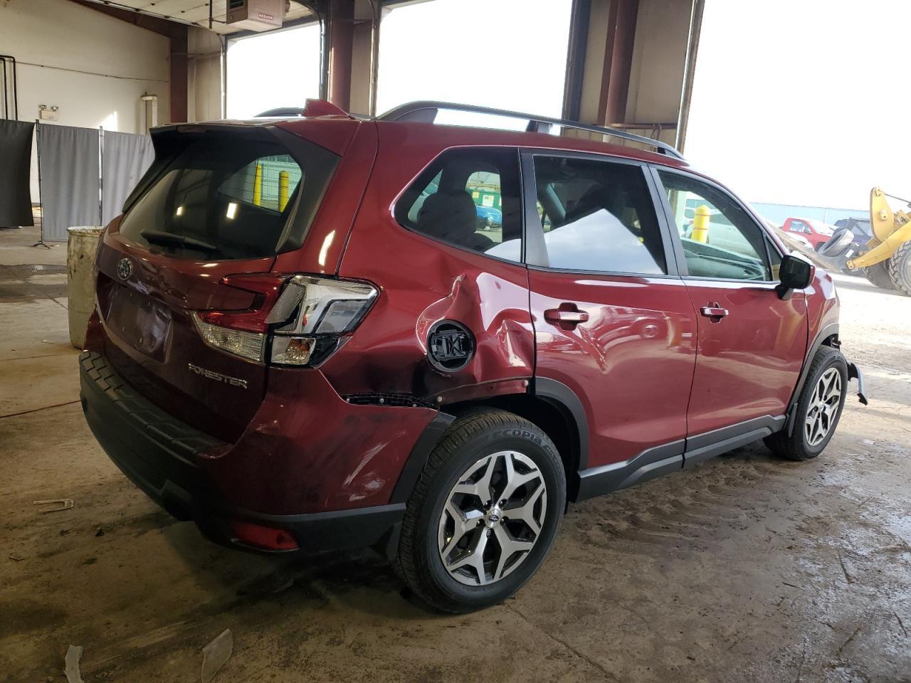 2021 SUBARU FORESTER P - Фото 3