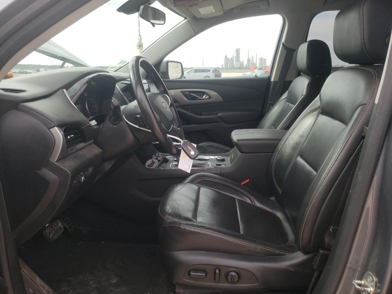 2020 CHEVROLET TRAVERSE L - Фото 7