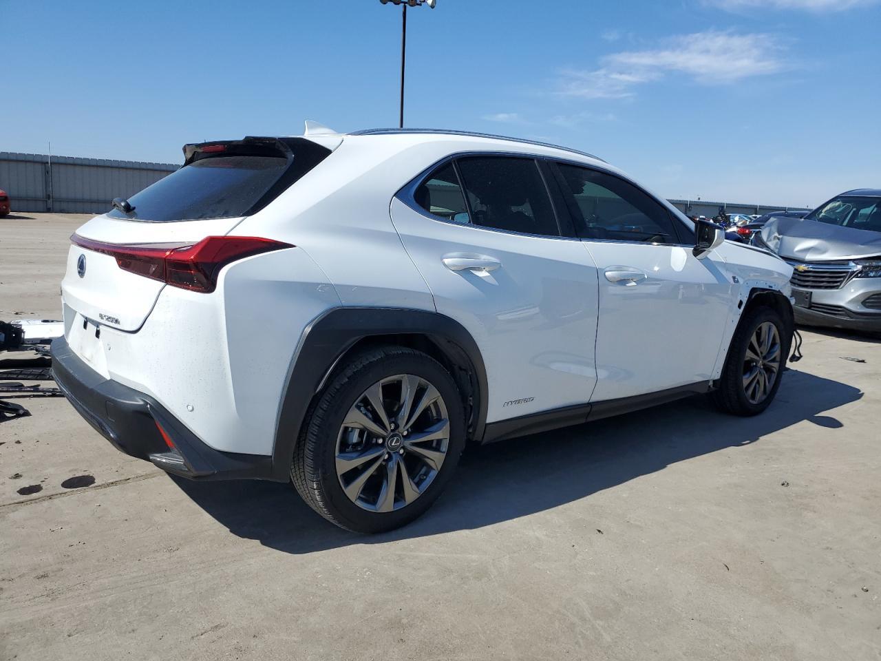 2021 LEXUS UX 250H - Фото 3