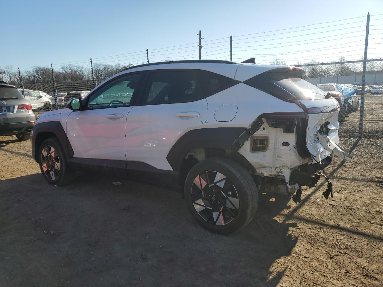 2024 HYUNDAI KONA SEL - Фото 2