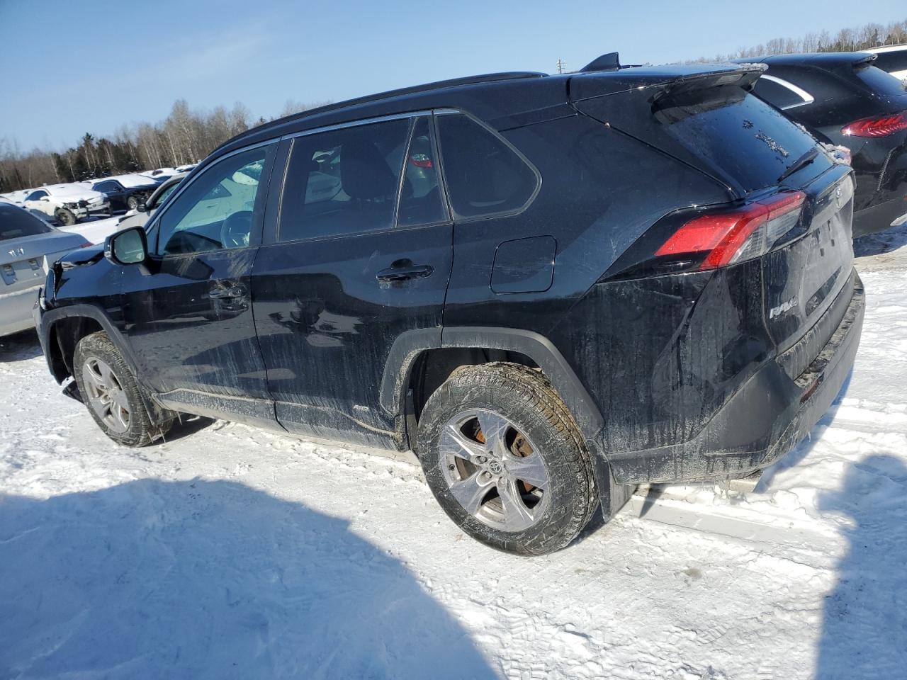 2022 TOYOTA RAV4 XLE - Image 2