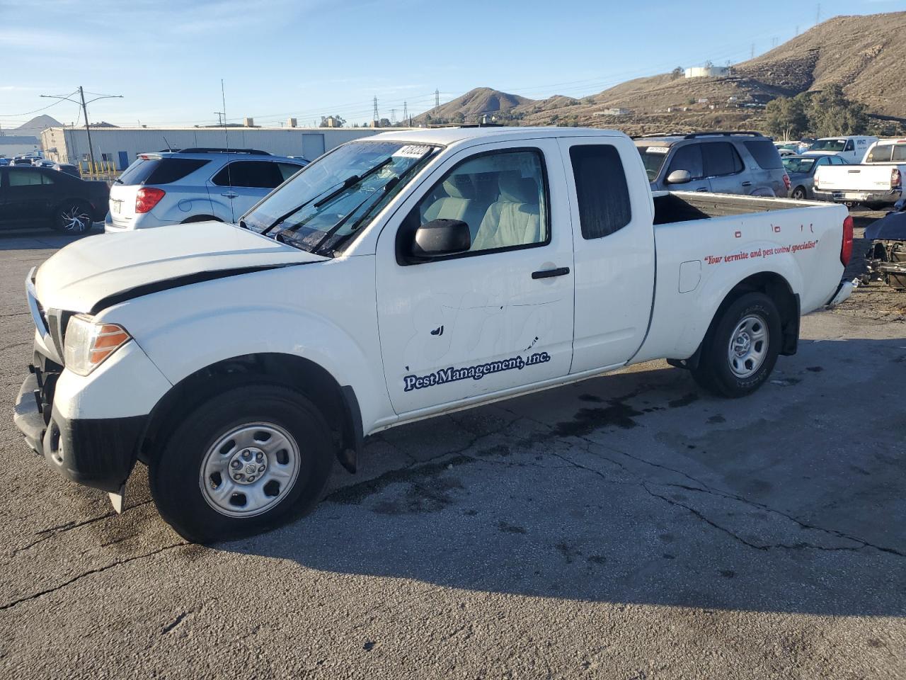 2019 NISSAN FRONTIER S