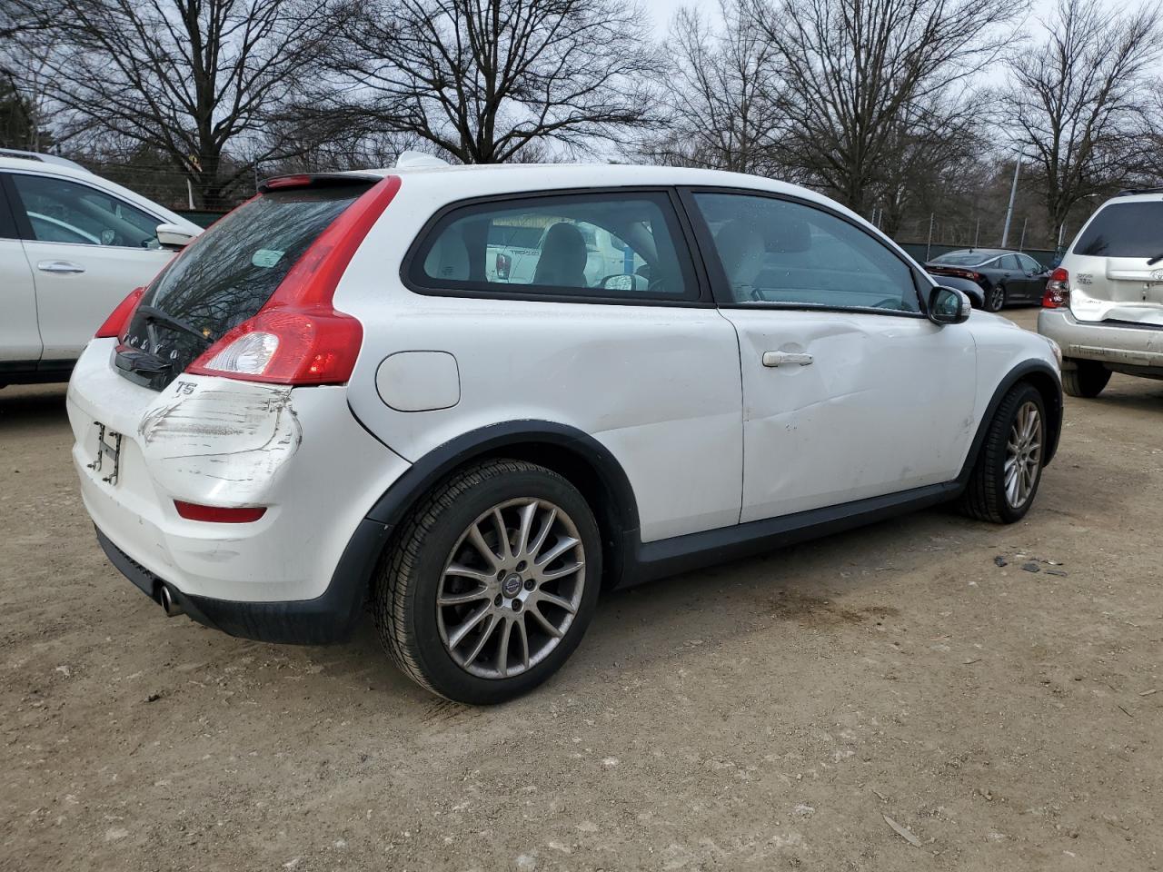 2011 VOLVO C30 T5 - Фото 3