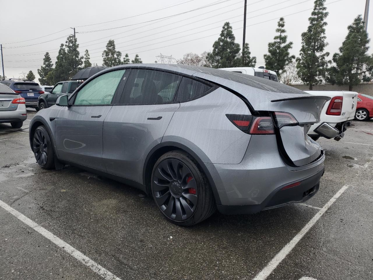 2024 TESLA MODEL Y - Фото 2