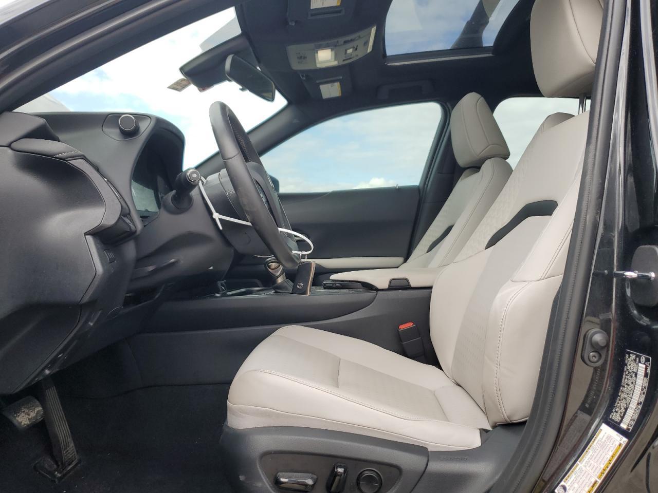 2022 LEXUS UX 200 BAS - Фото 7