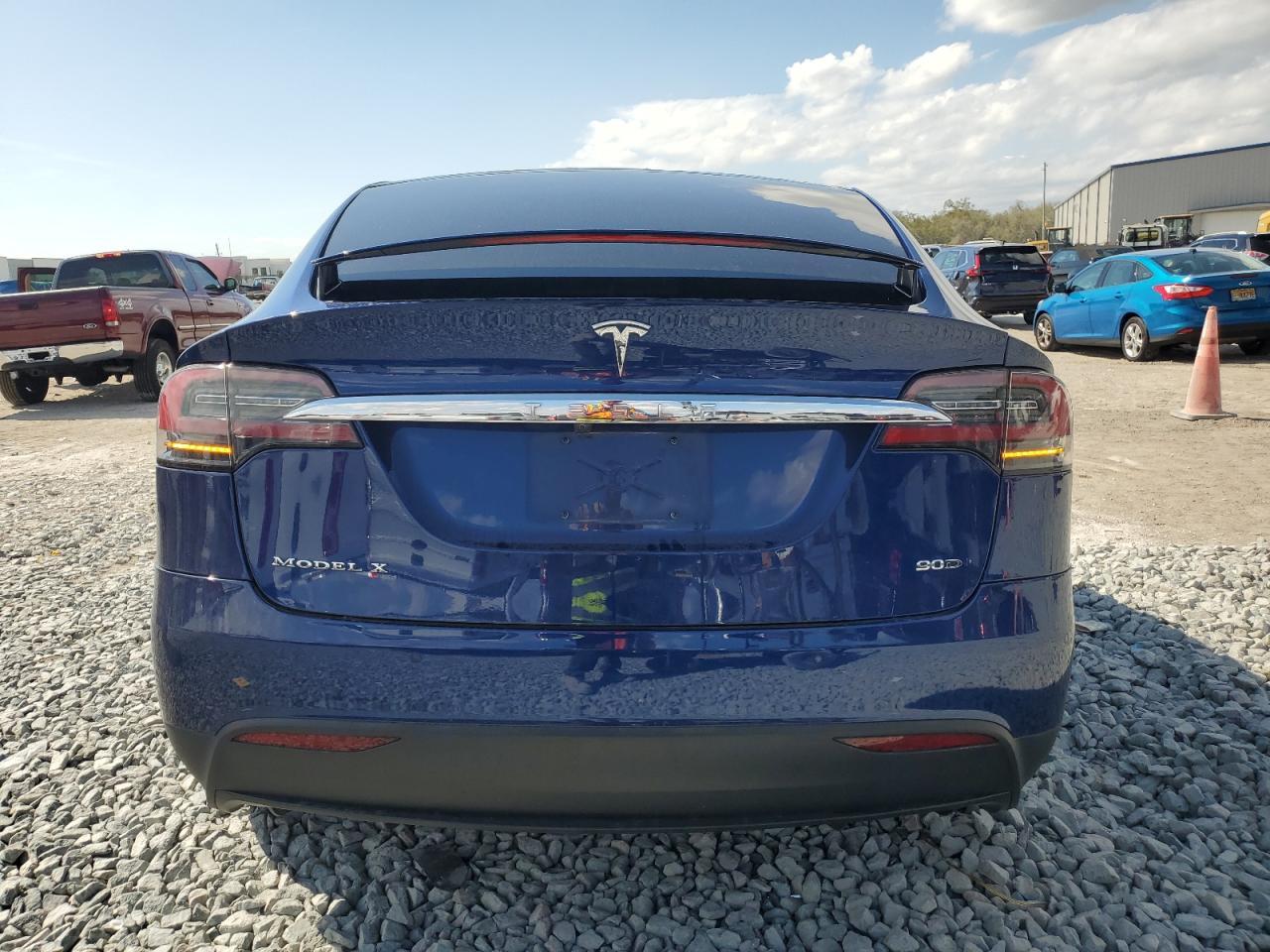 2016 TESLA MODEL X - Фото 6